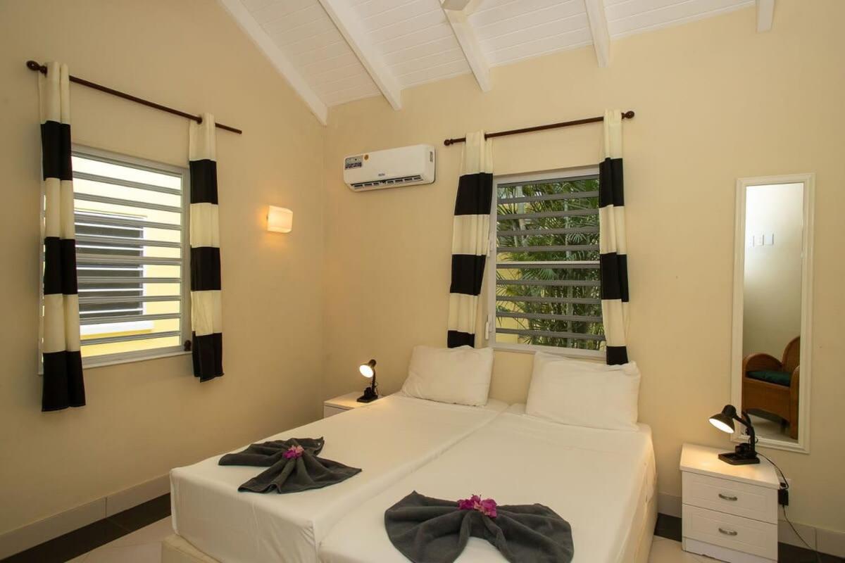 Caracara G1 Relax & Dive Resort Bonaire Village