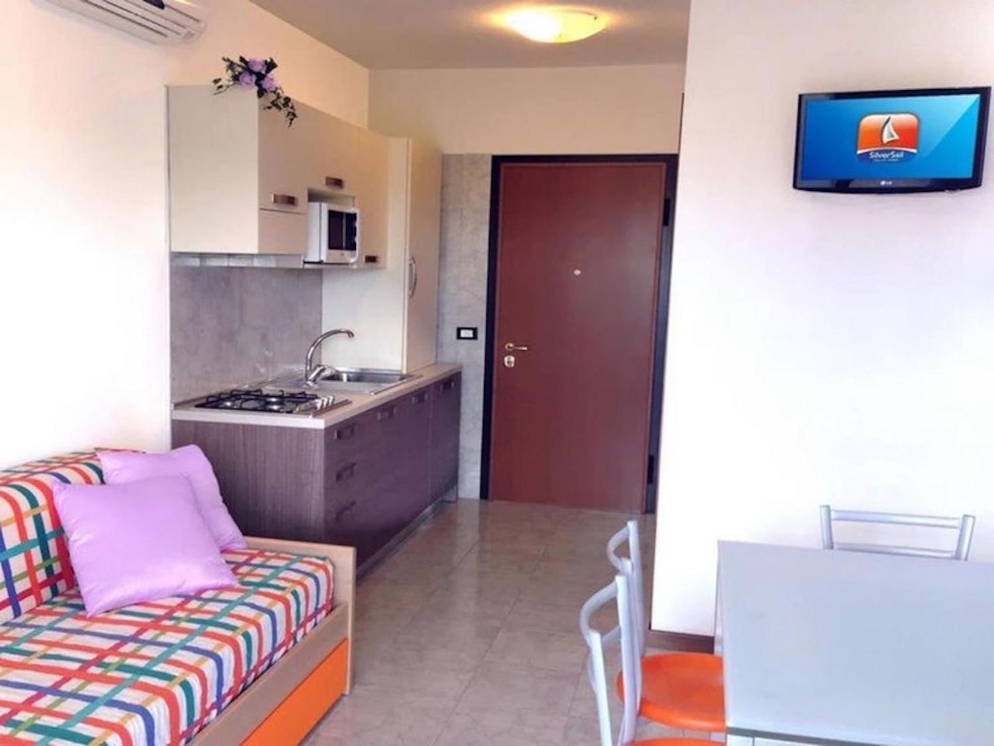 Poolside holiday apartment in Bibione Spiaggia view 3