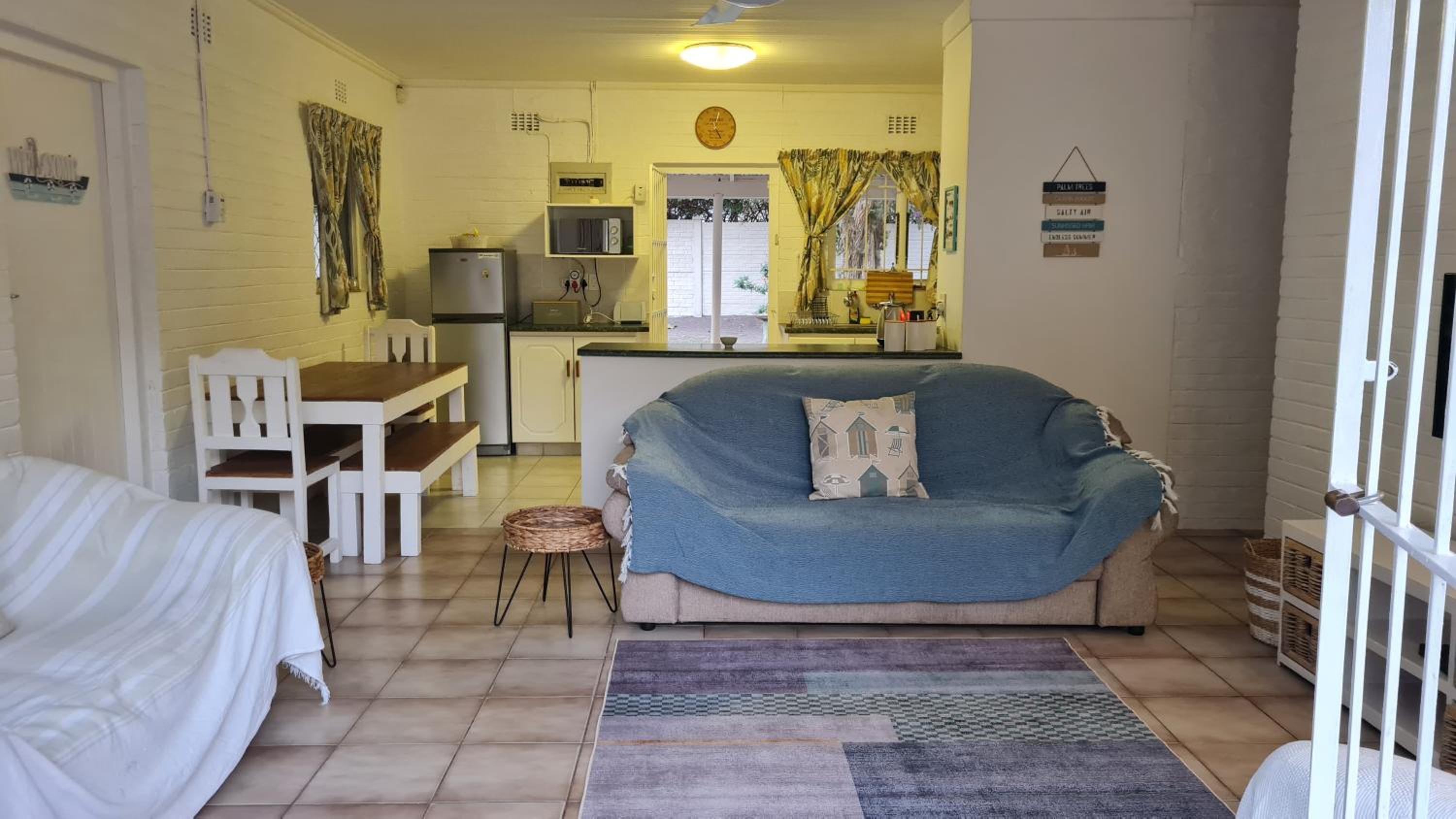 Makamati Beach Cottage view 2