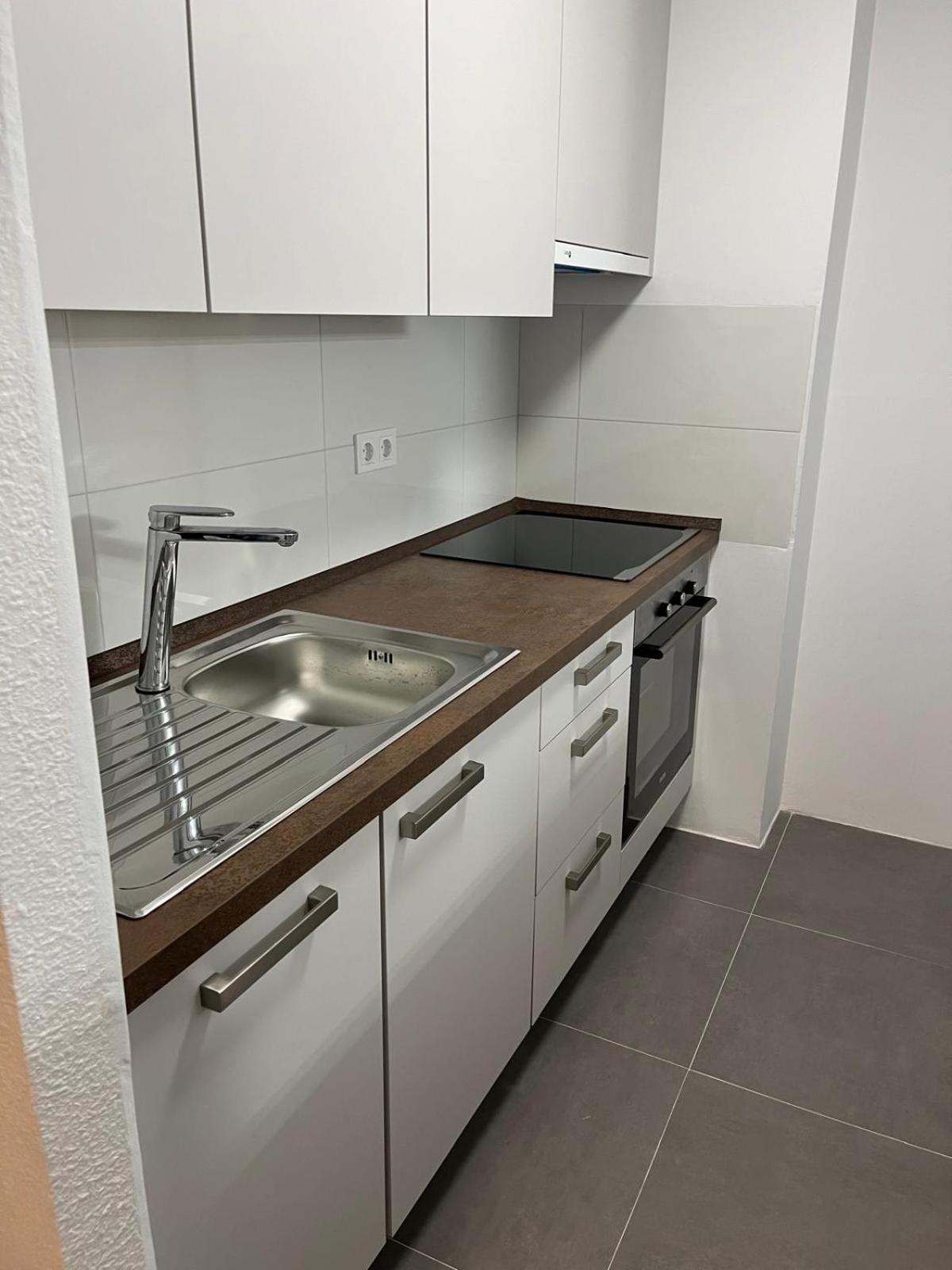 APJ Emperadores Apartment with swimming pool, 100 m from beach La Mata view 5