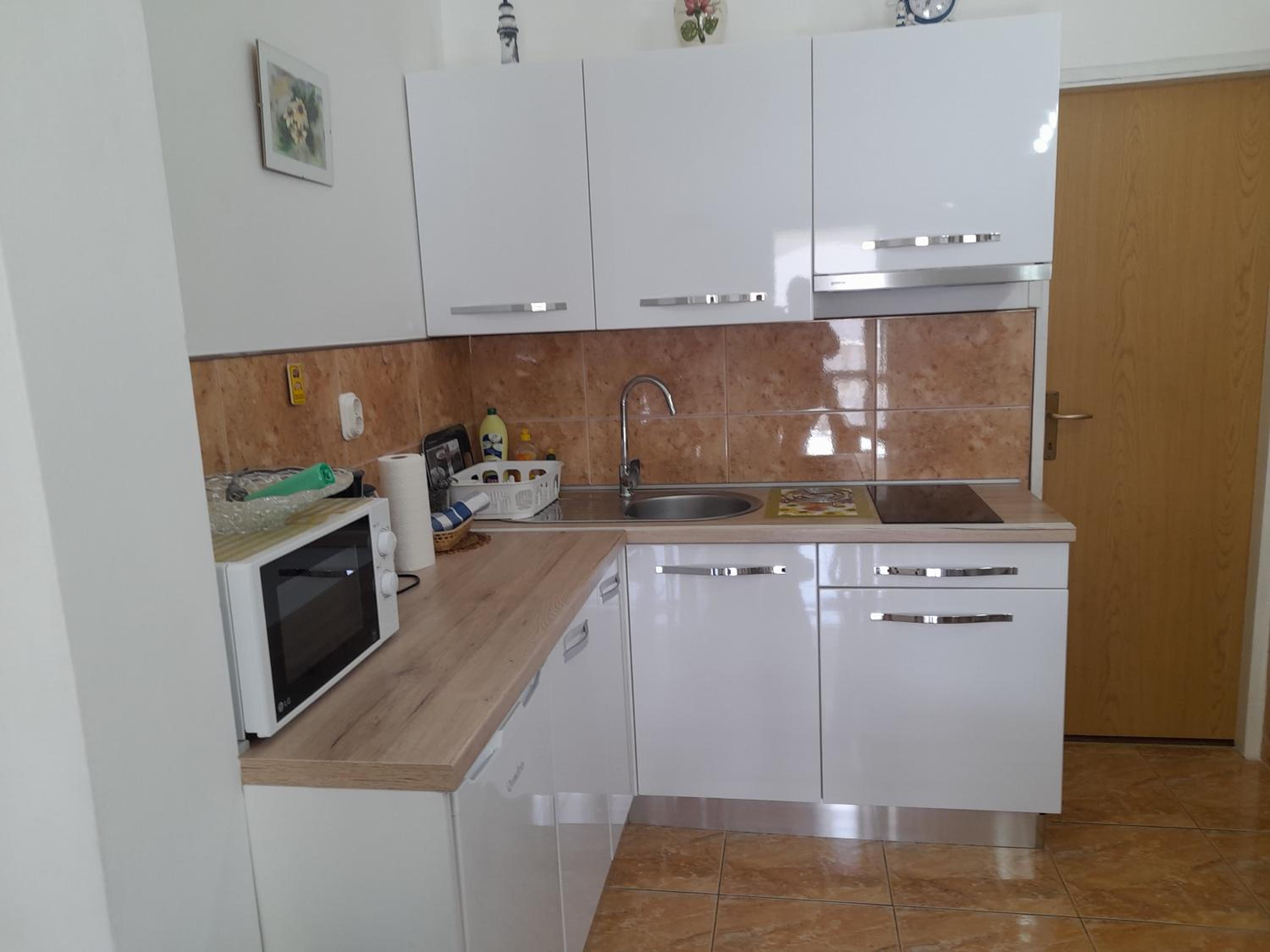 Apartment Megy view 5