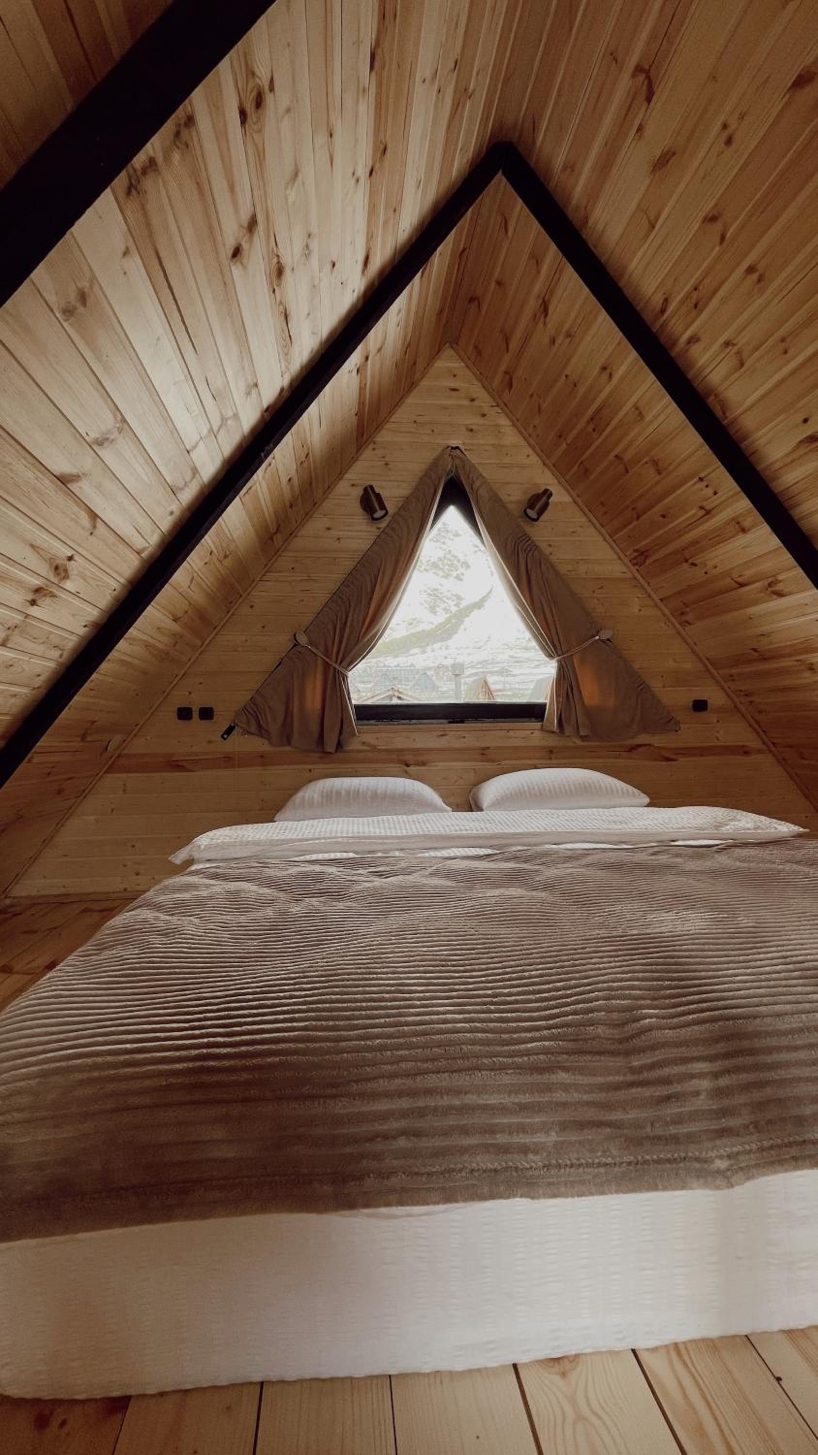 Outdoor Cottages Kazbegi