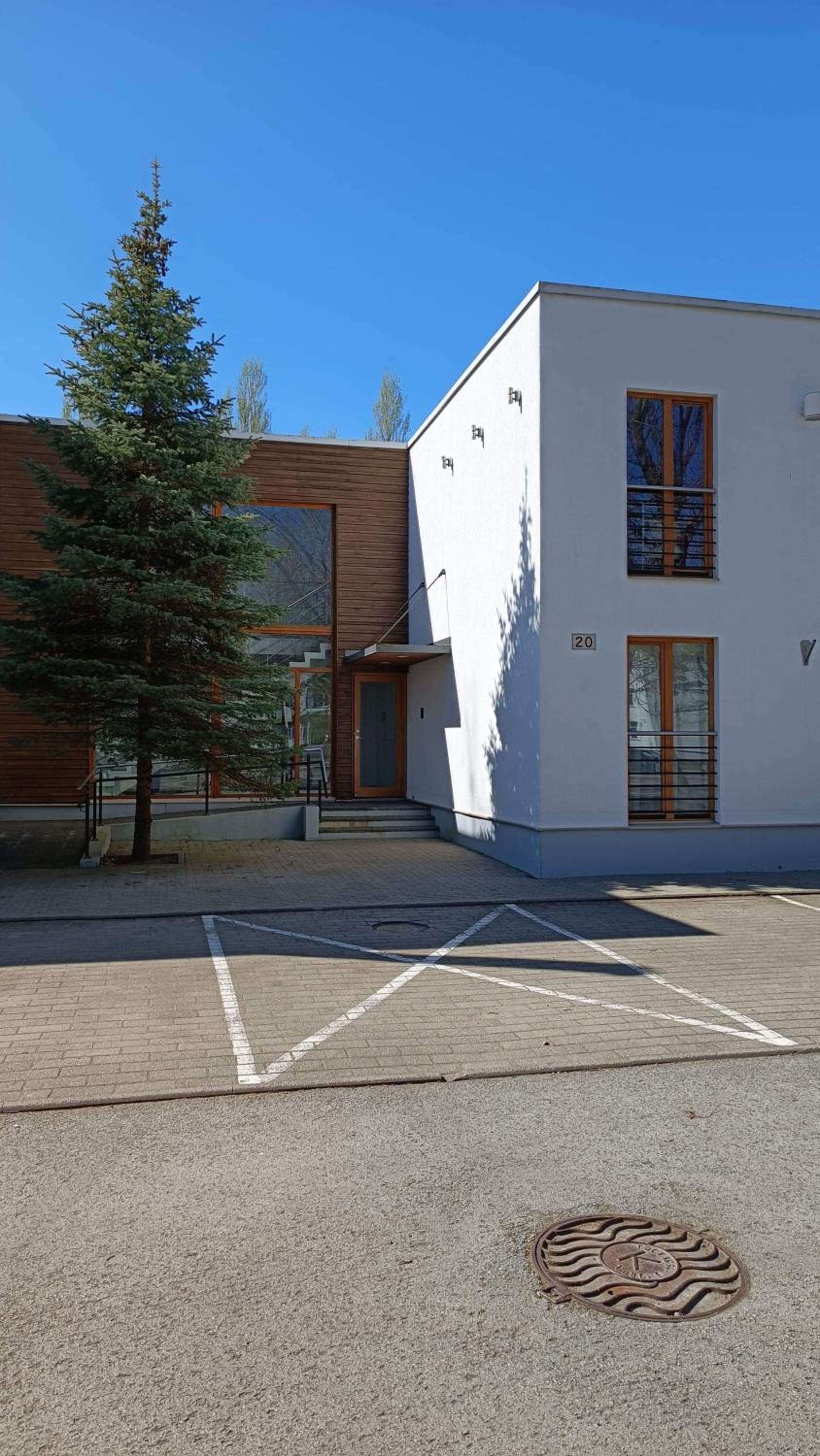 Papli Holiday Studio