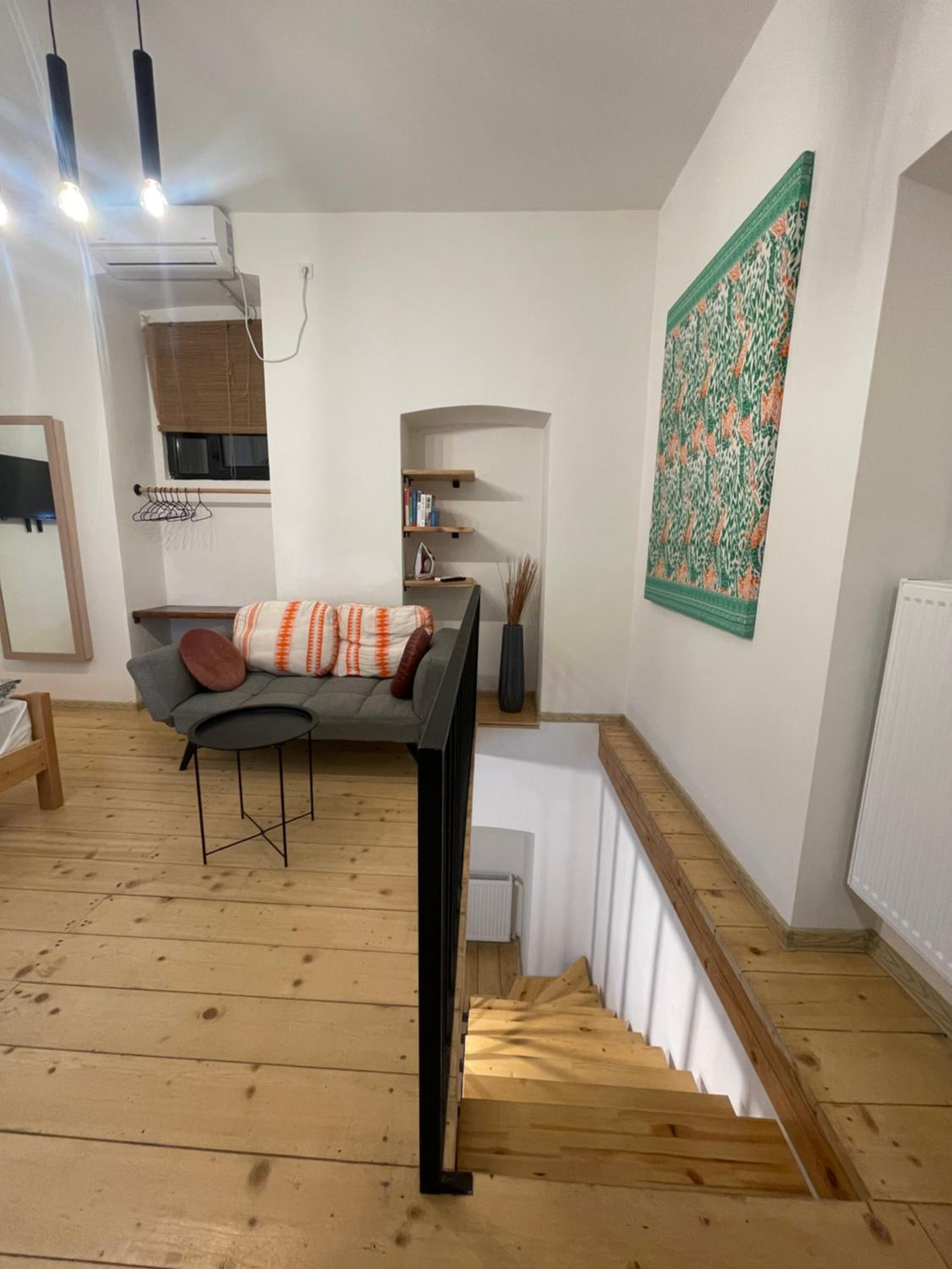 Sebastian`s stylish apartment in old town view 2