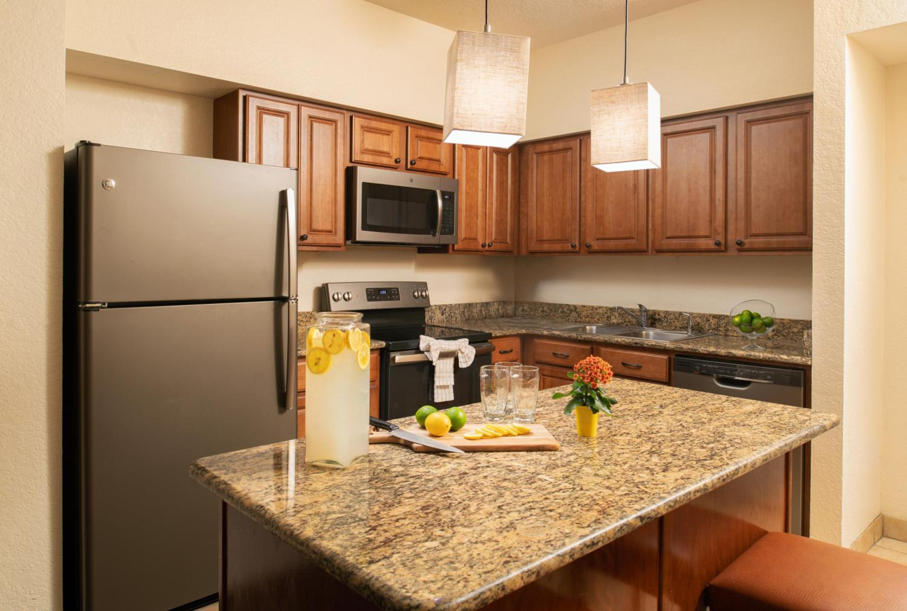 Floridays Orlando Two & Three Bed Rooms Condo Resort — photo 45
