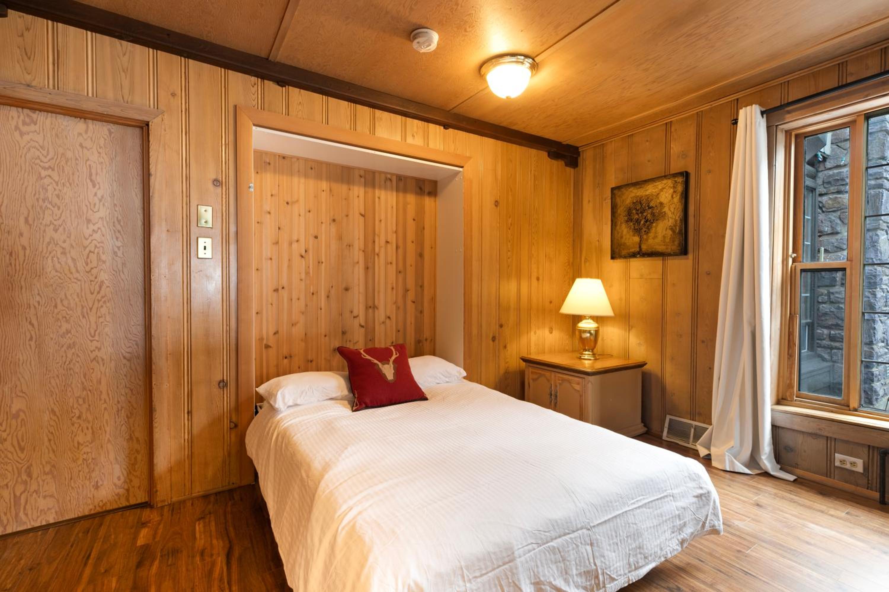 Elkhorn Lodge Vacation Rentals