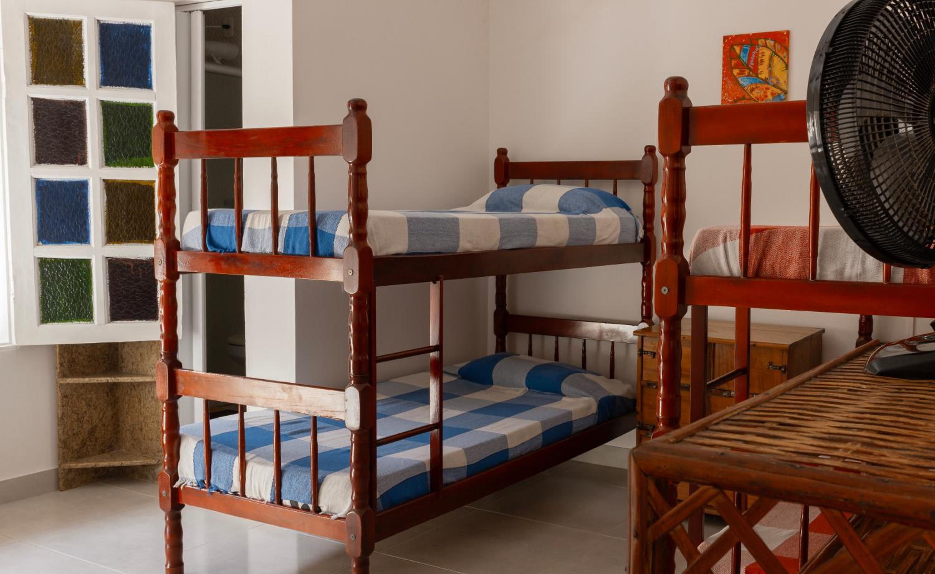 CACAU HOSTEL & SUITES