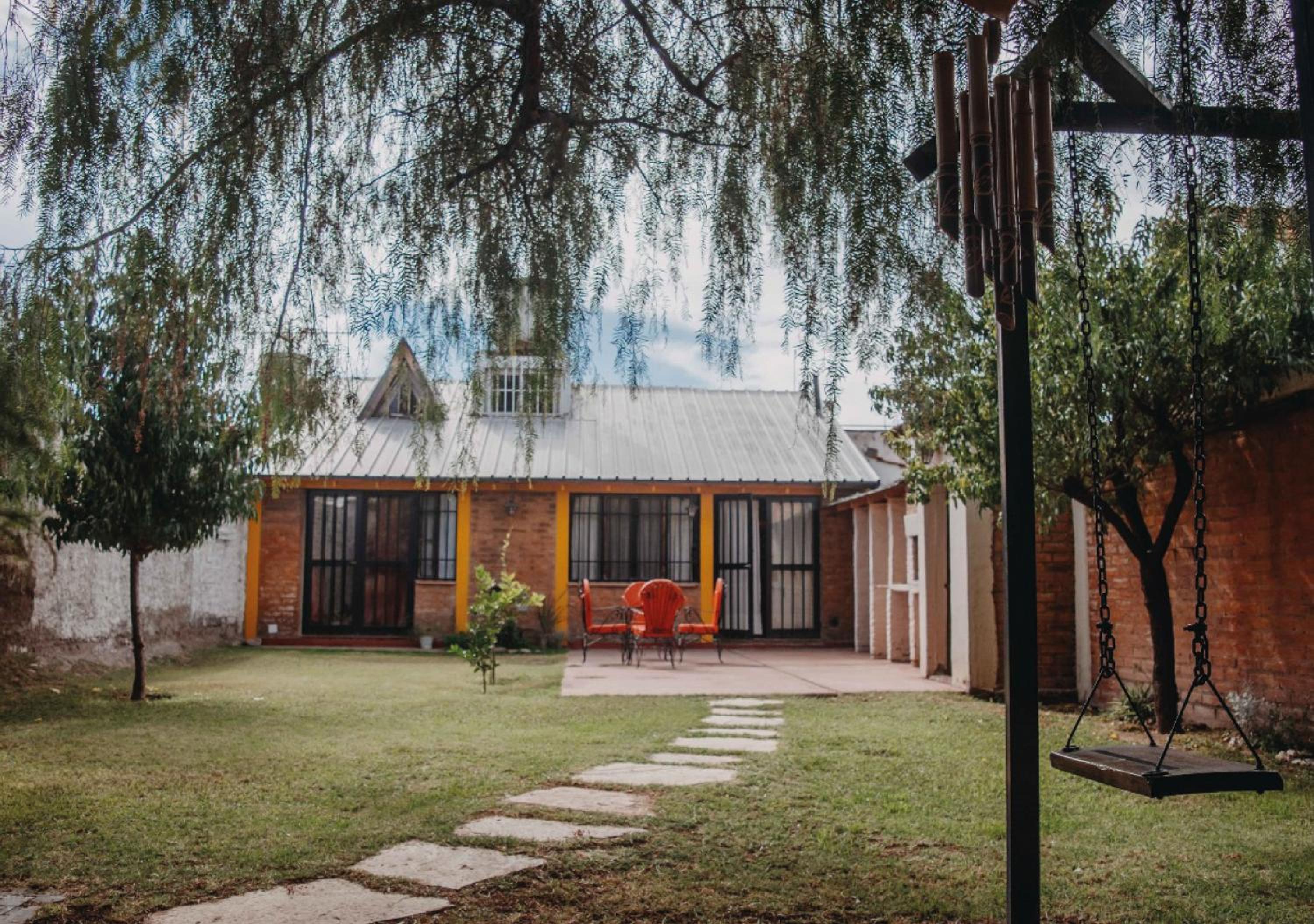 Loft PetFriendly en Maipú cerca de Bodegas y Viñedos, con Jardín, Juegos Infantiles y Cochera