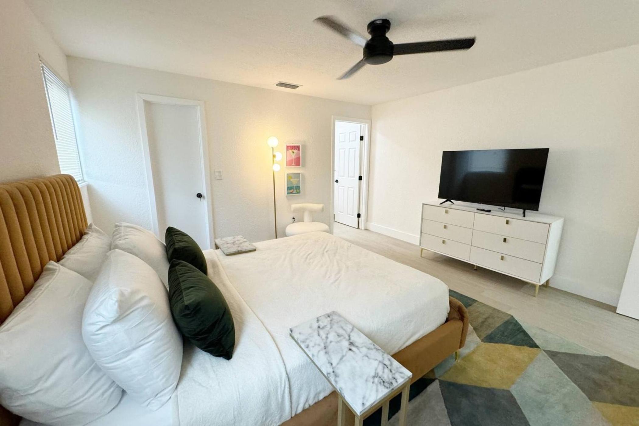 Modern Escape at Wynwood: Your Comfort Sanctuary