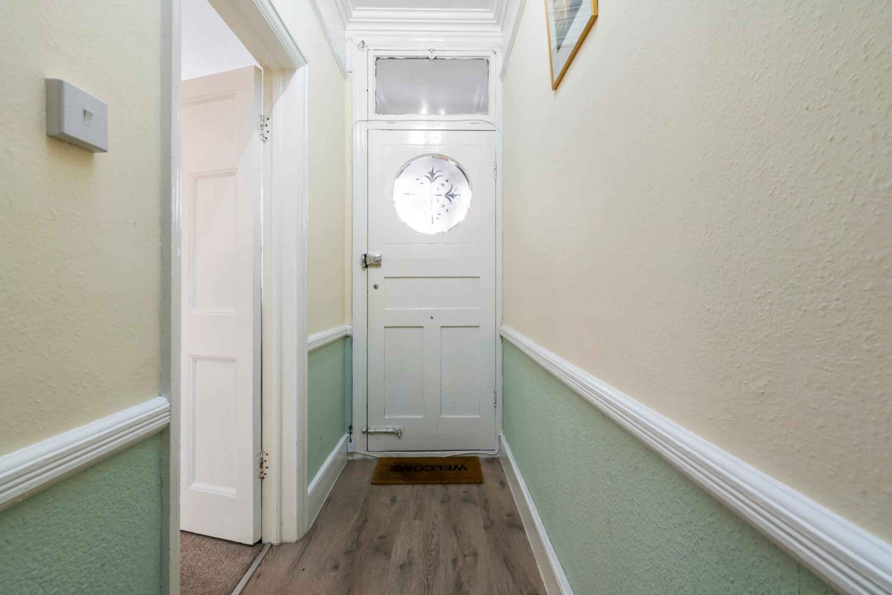 Modern 3 bedroom apartment in Wimbeldon Park