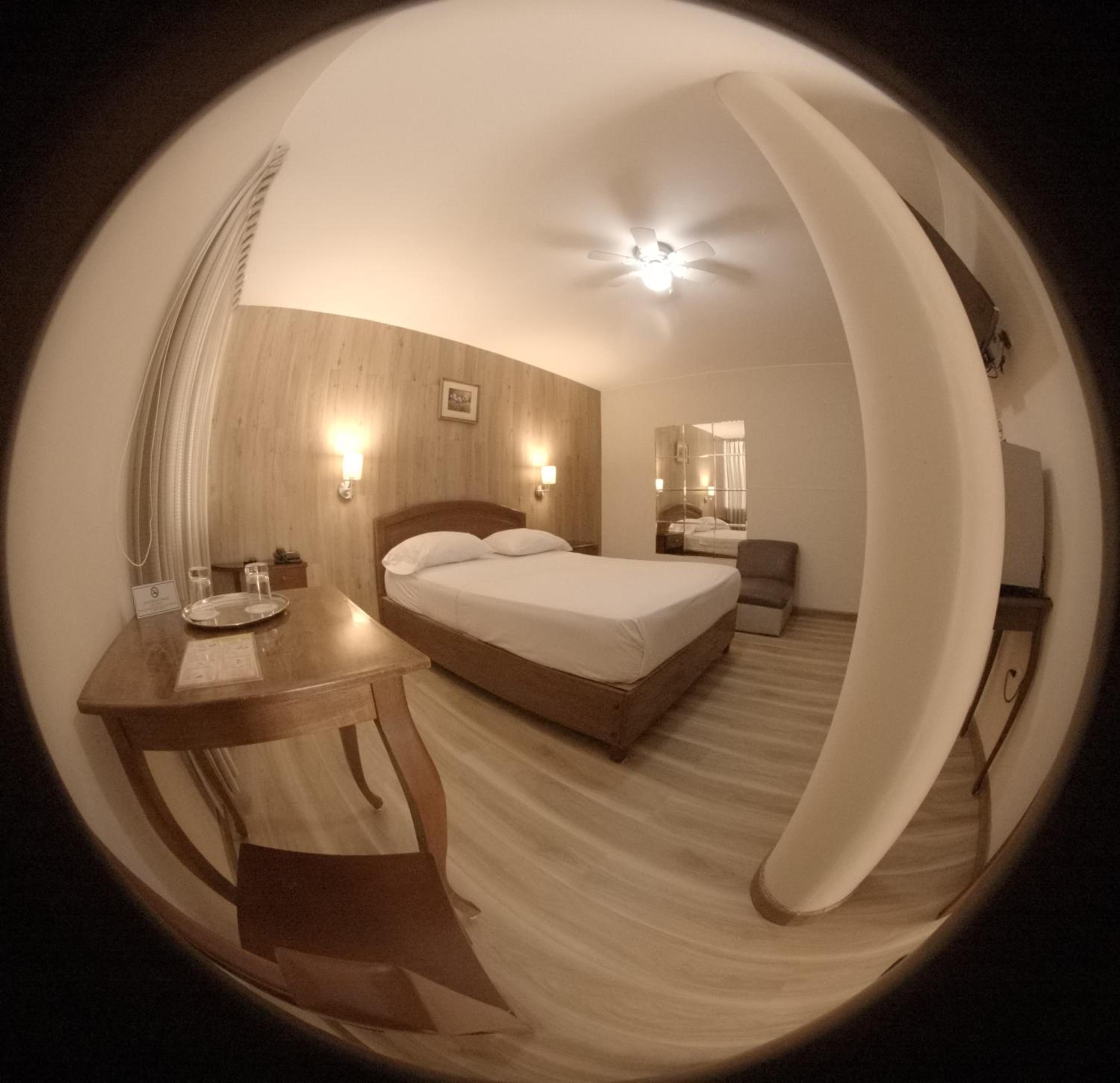 Hotel Asturias Inn