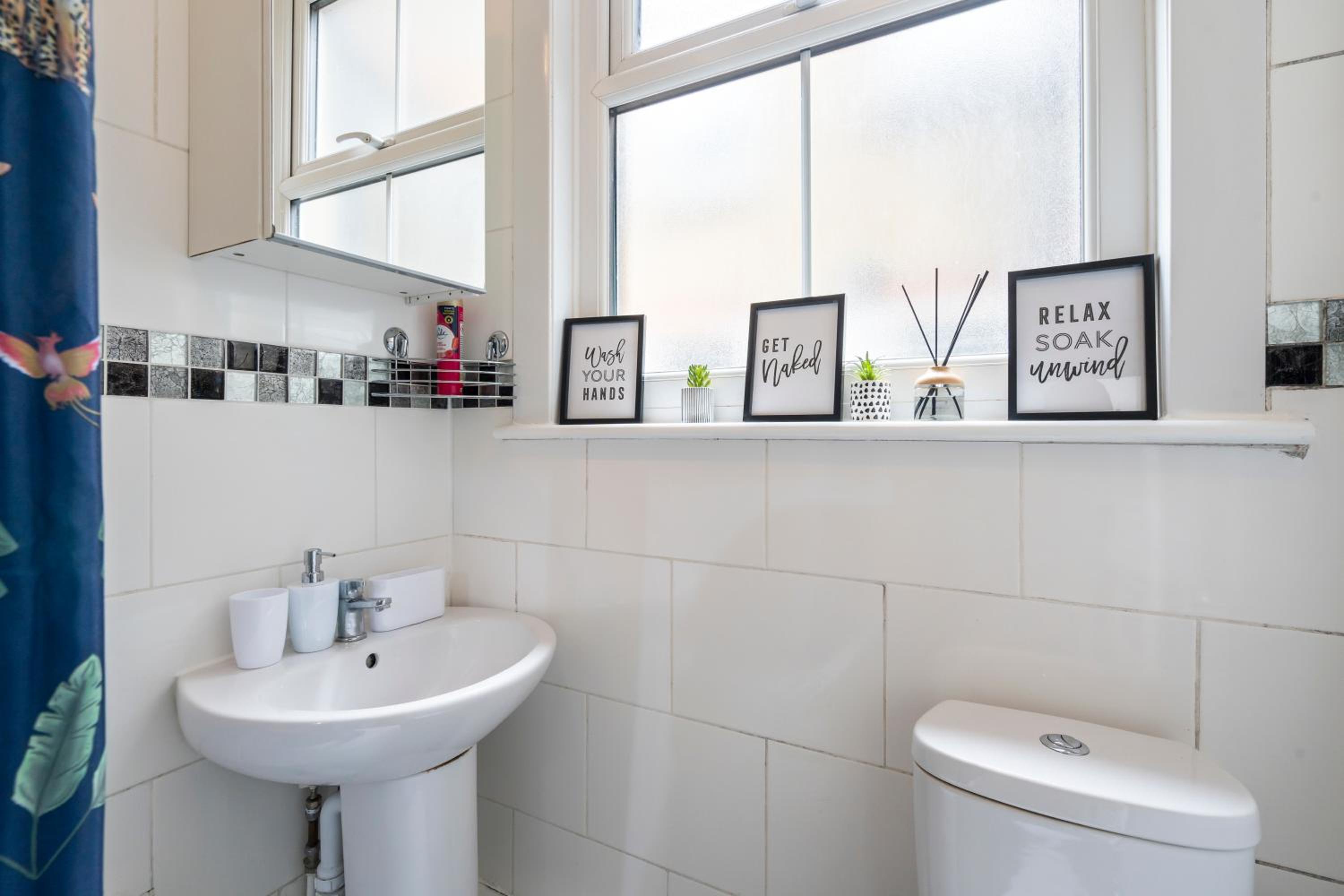 Modern 3 bedroom apartment in Wimbeldon Park