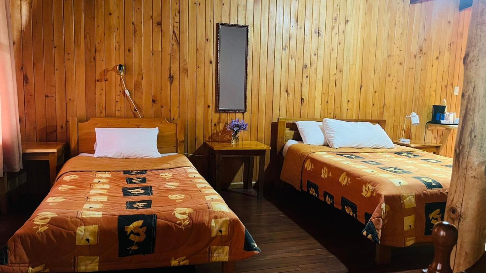 El Toucanet Lodge & Restaurante