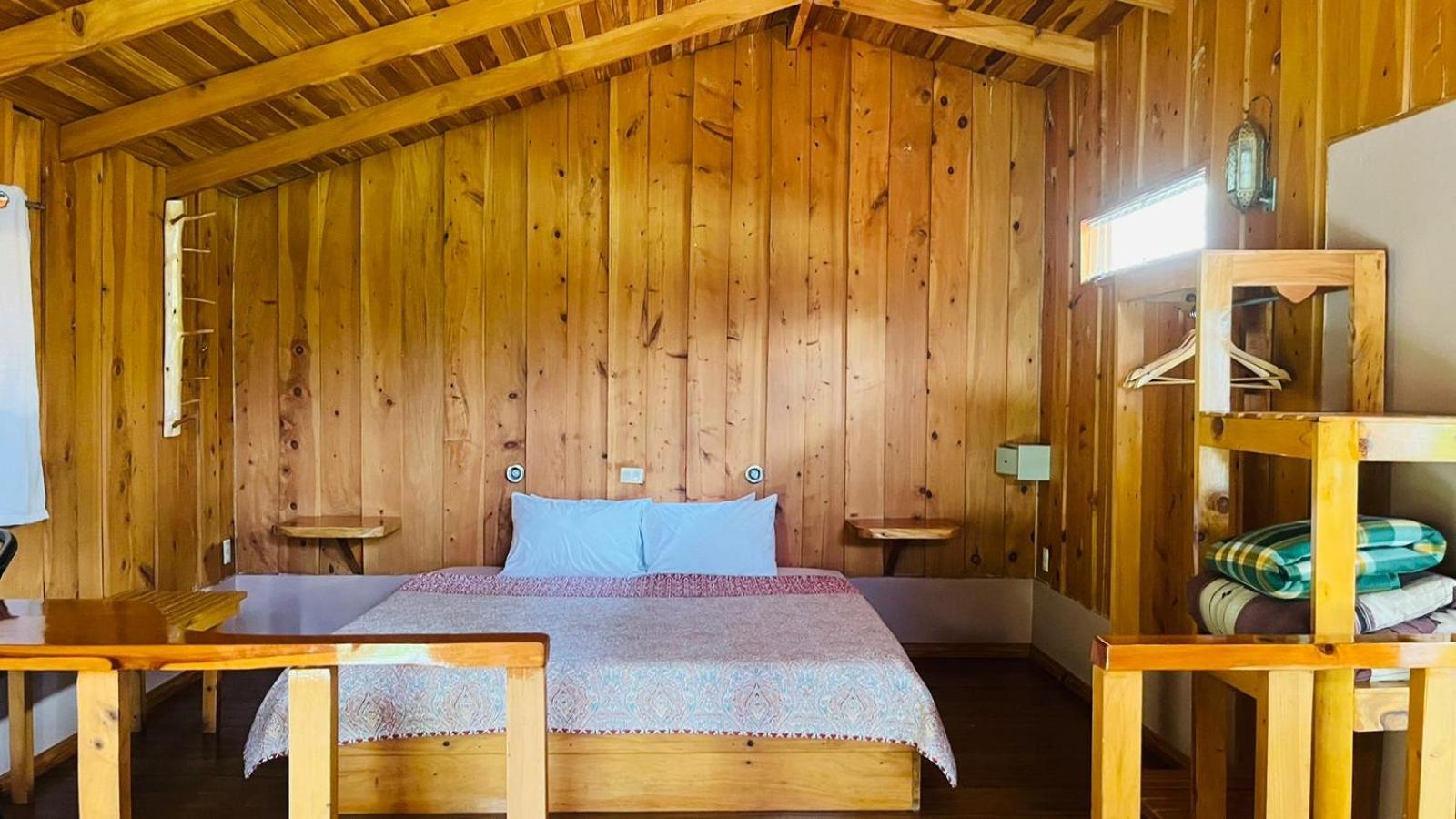 El Toucanet Lodge & Restaurante