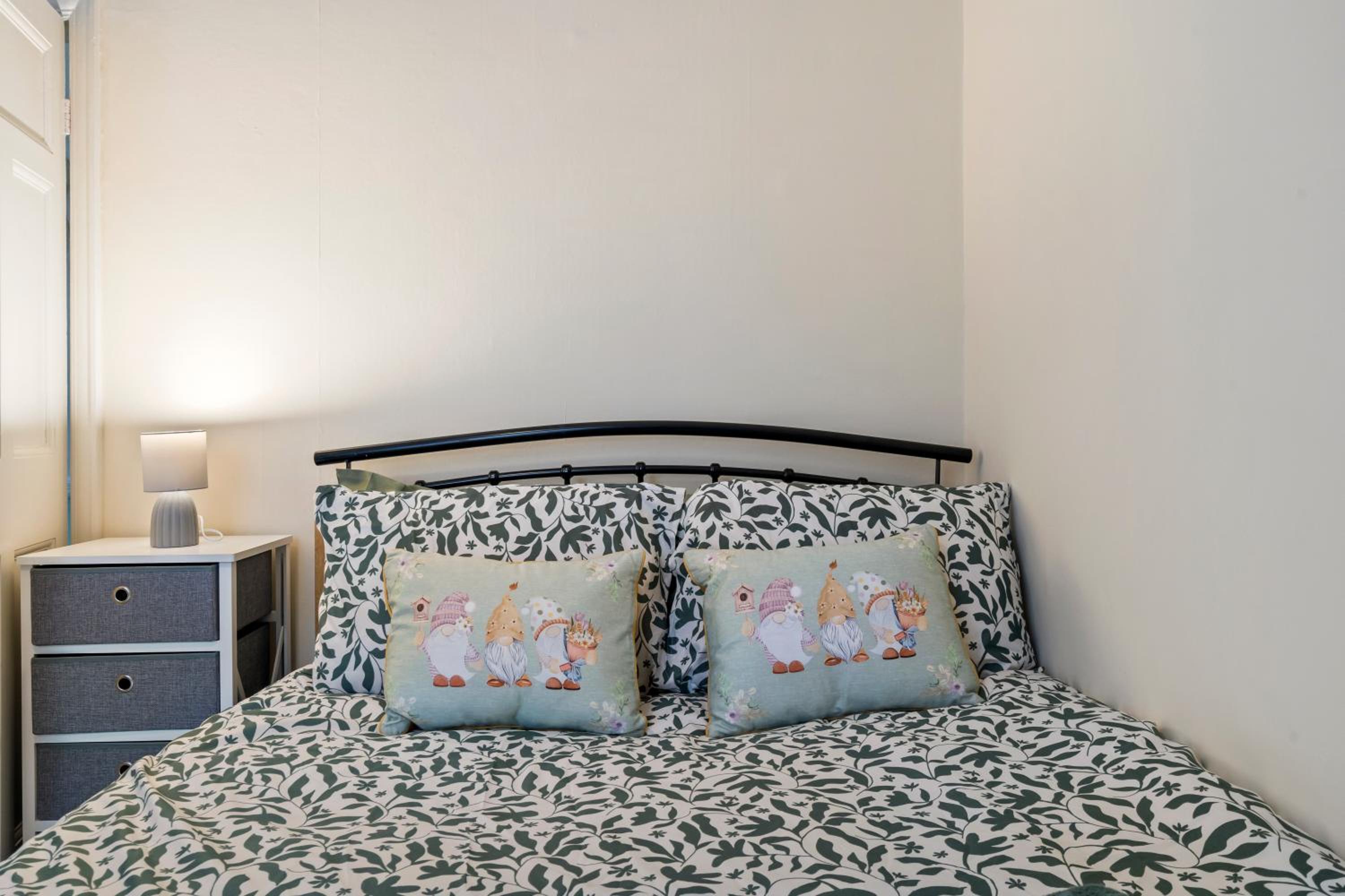 Modern 3 bedroom apartment in Wimbeldon Park