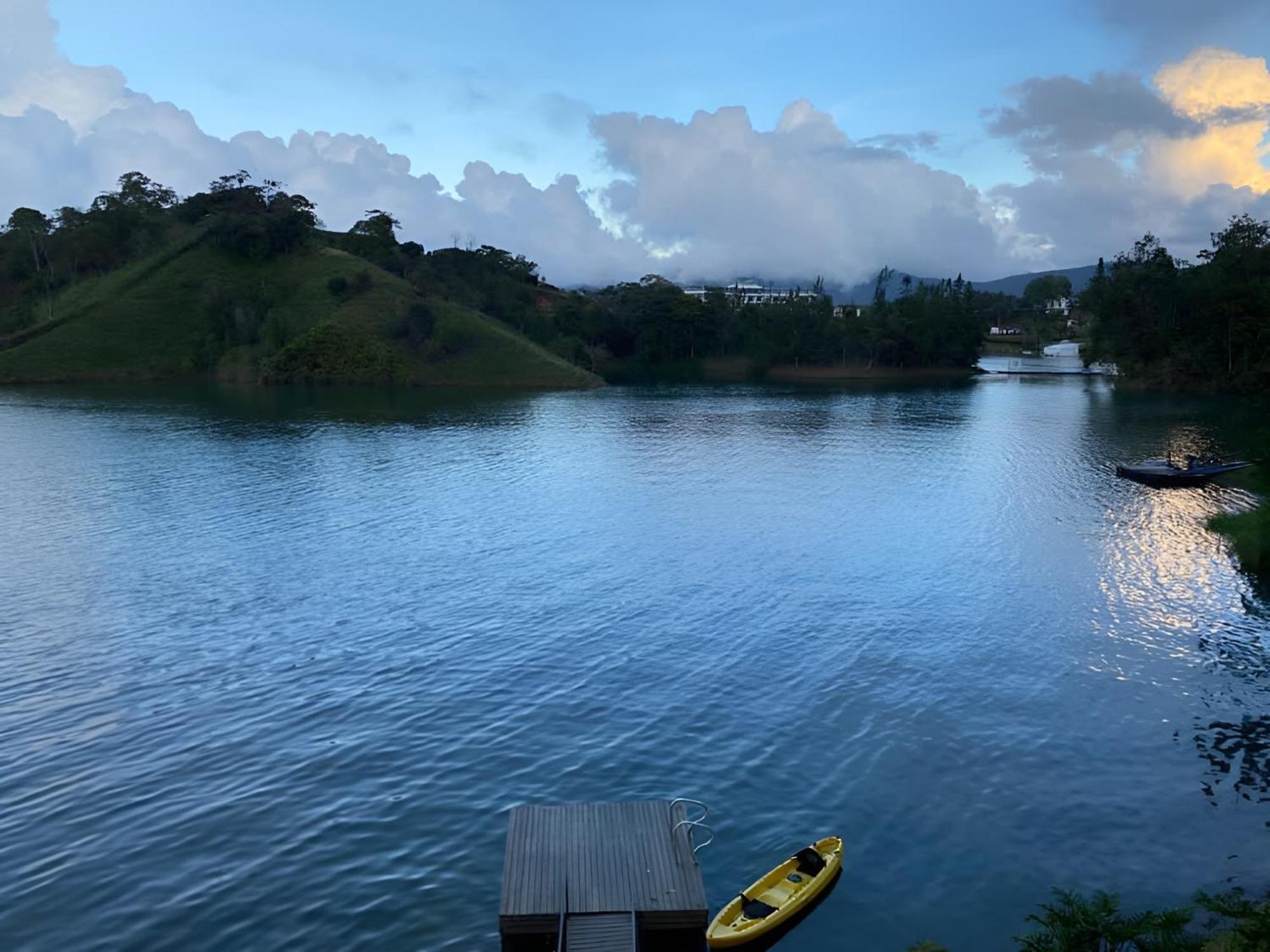 Cottage on the Lake - Cabaña privada - Guatapé - Jacuzzi
