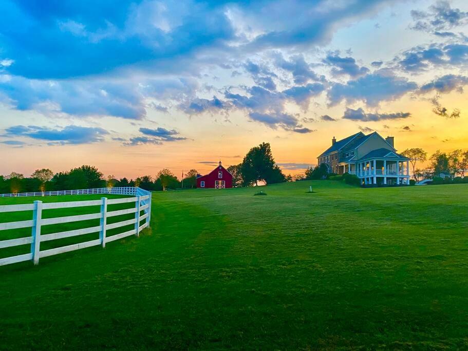 Chestnut Hills Farm