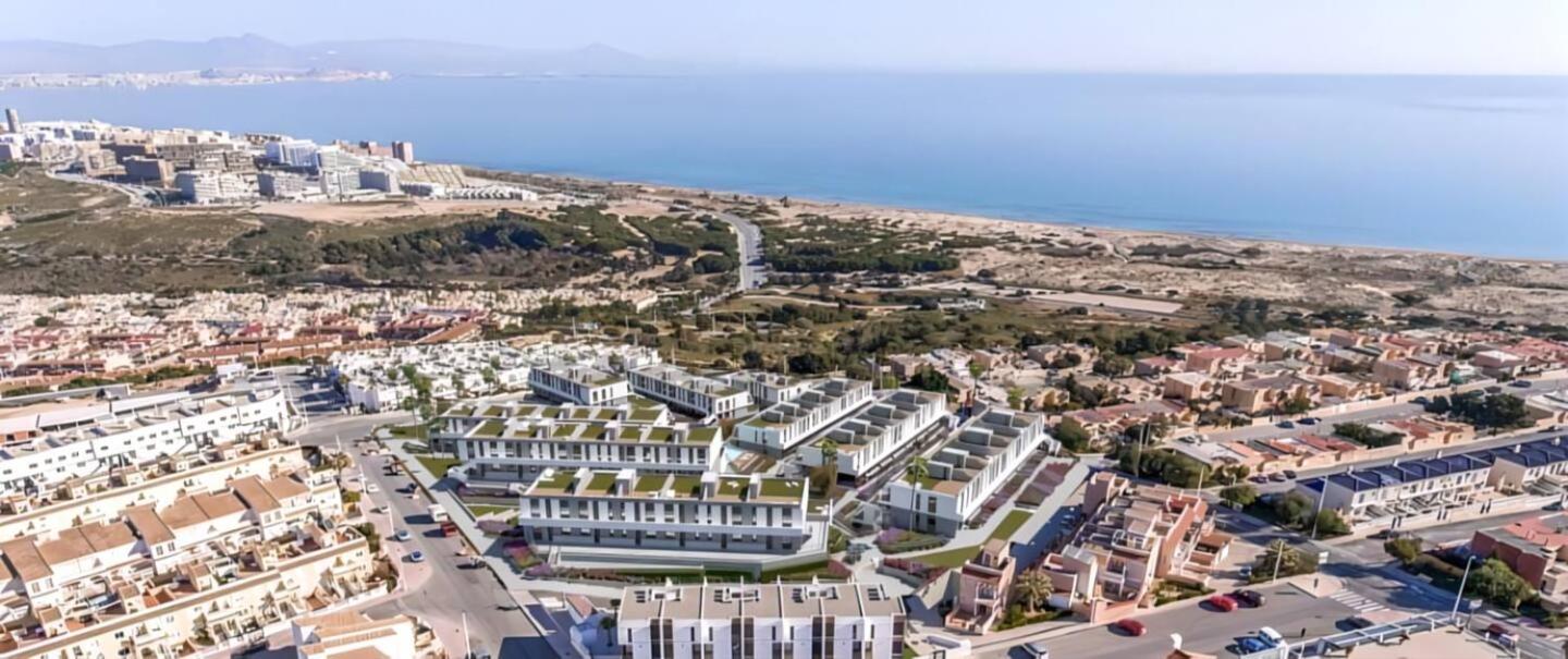Playa Carabassi Sea View Apartment in Gran Alacant, Large Terrace