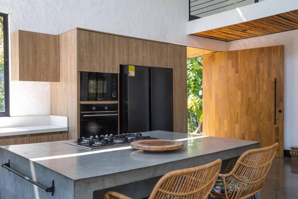 Casa junto al río en Bolombolo