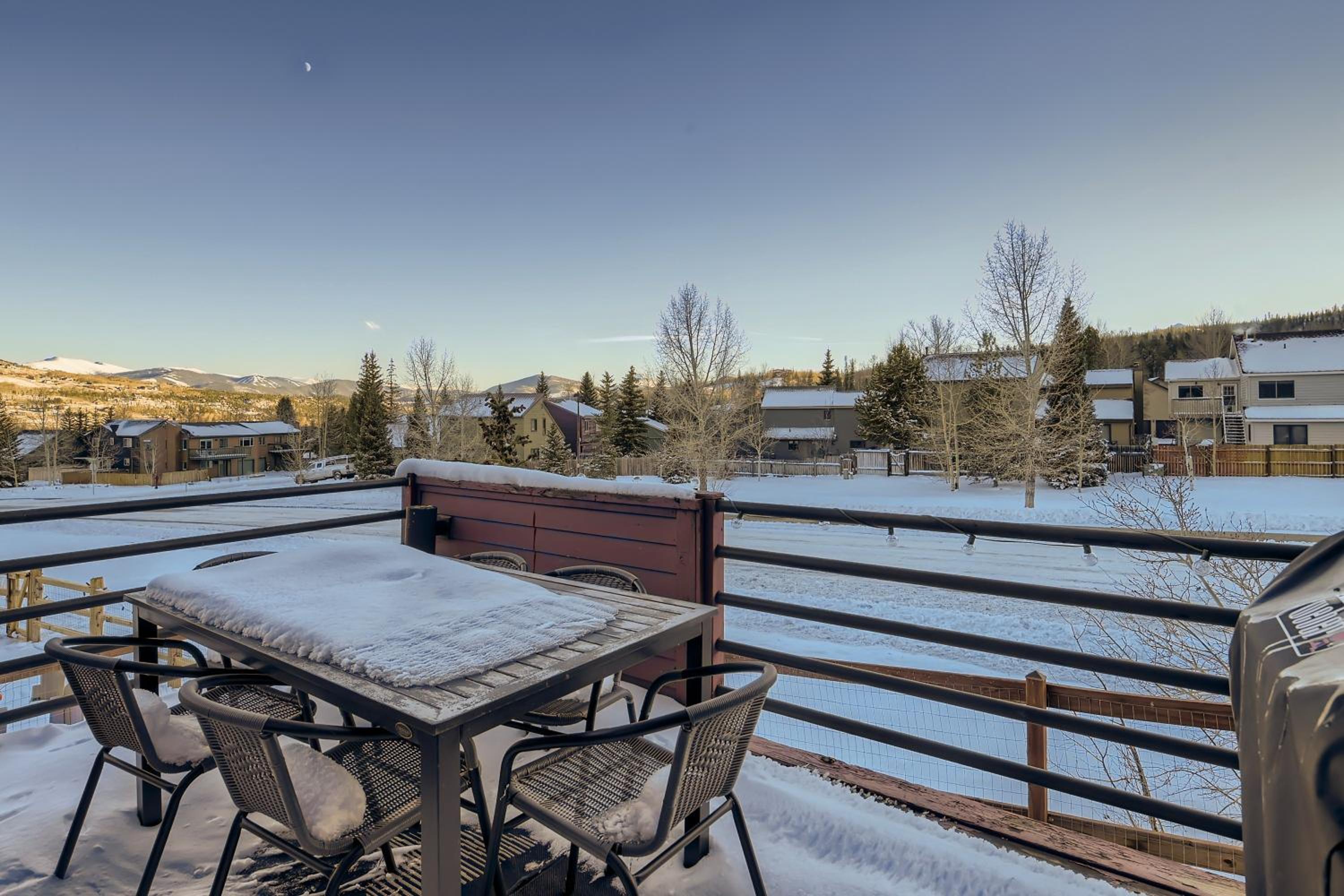 Buffalo Mountain Retreat by Great Western Lodging view 5