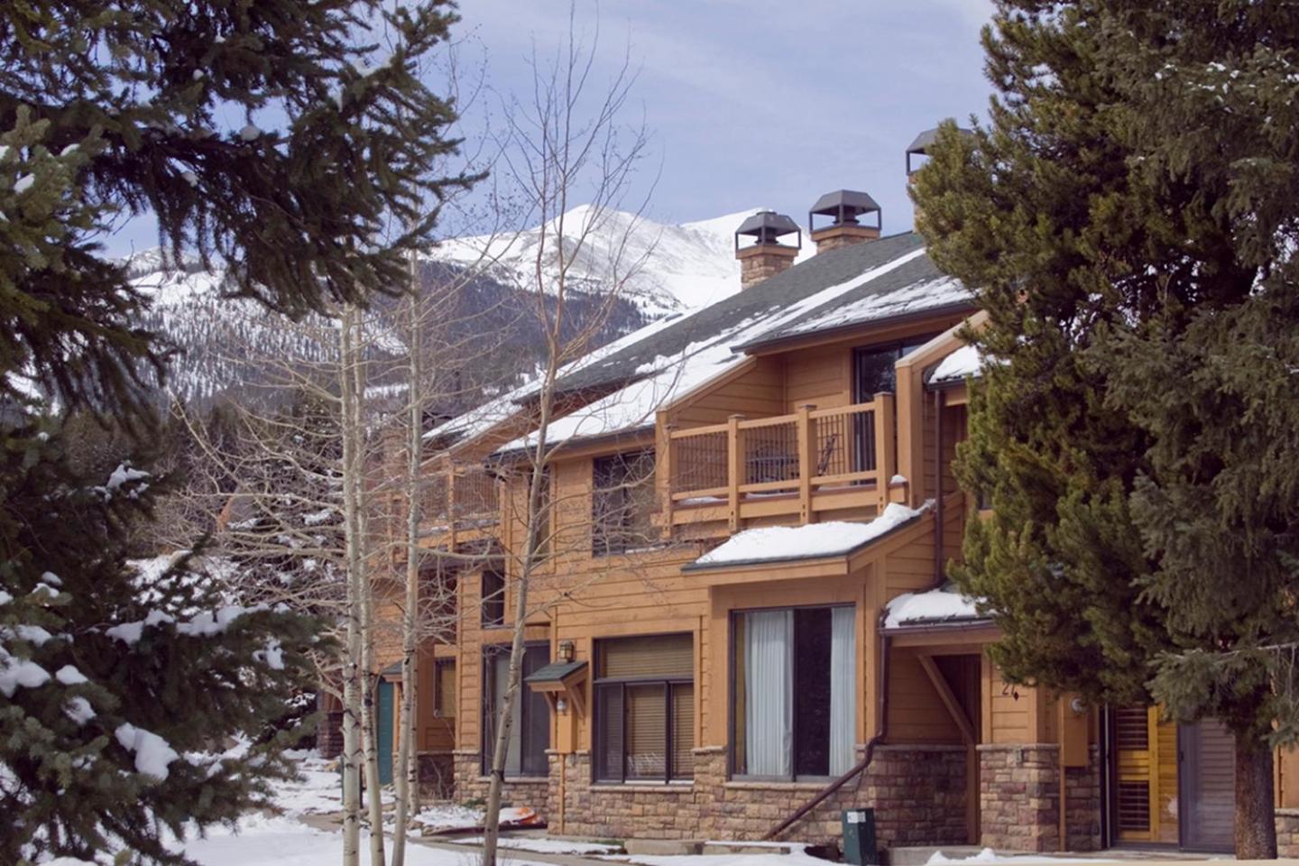 Cedars 5 by Great Western Lodging view 2
