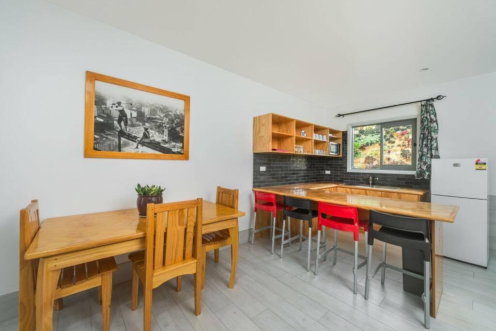 GrayRock Golf Villas - Villa 2 - Nikao, Rarotonga