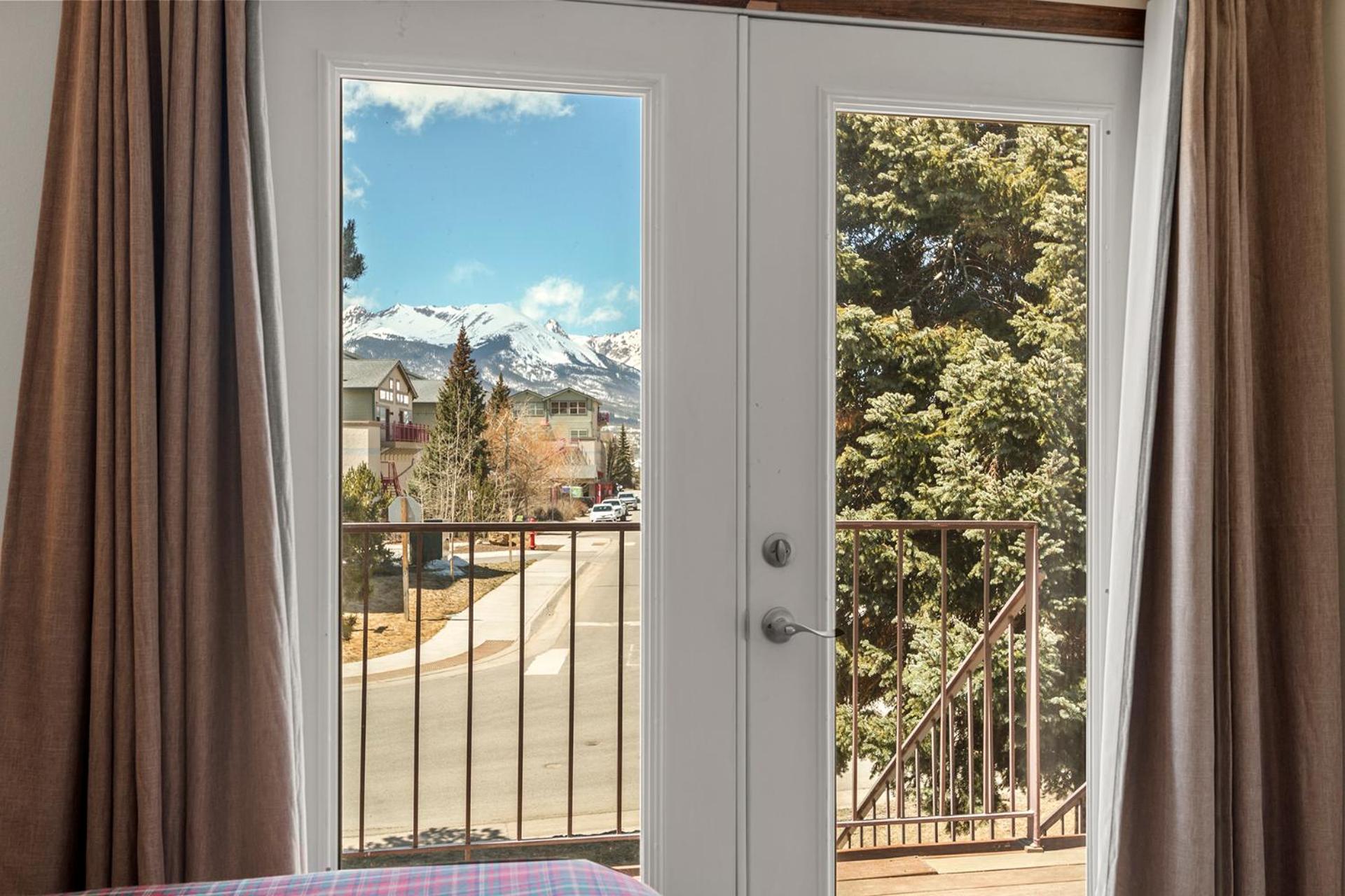 Chateau Claire 9 by Great Western Lodging