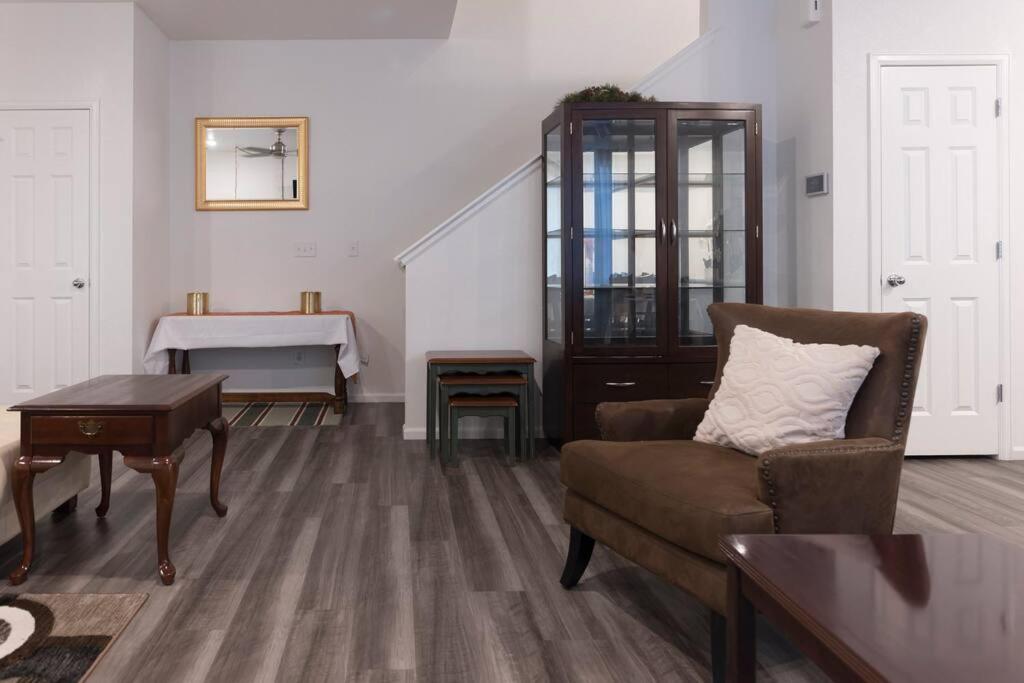 Hope Rental view 5