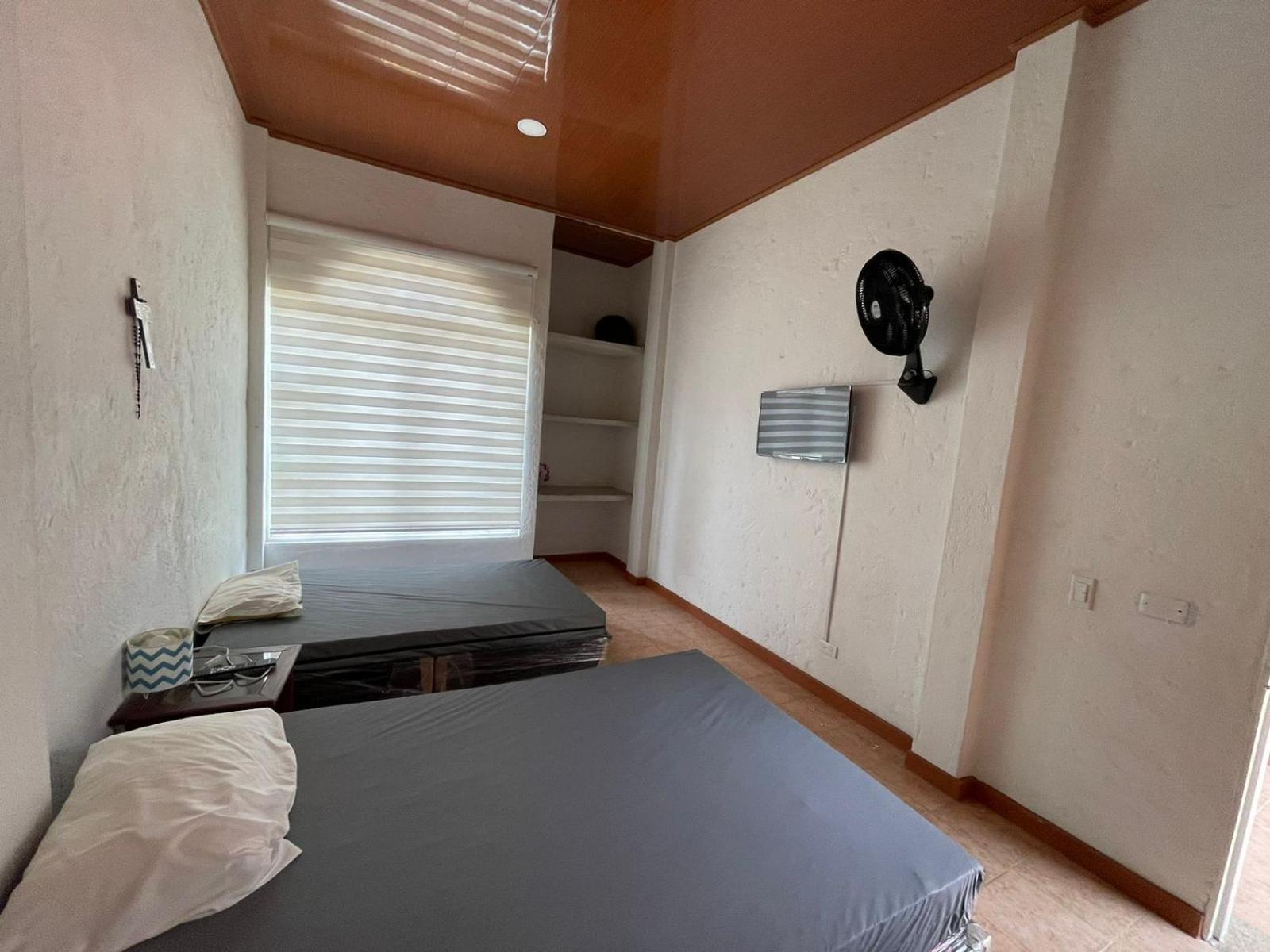 Casa en Melgar condominio la hacienda CON PISCINA