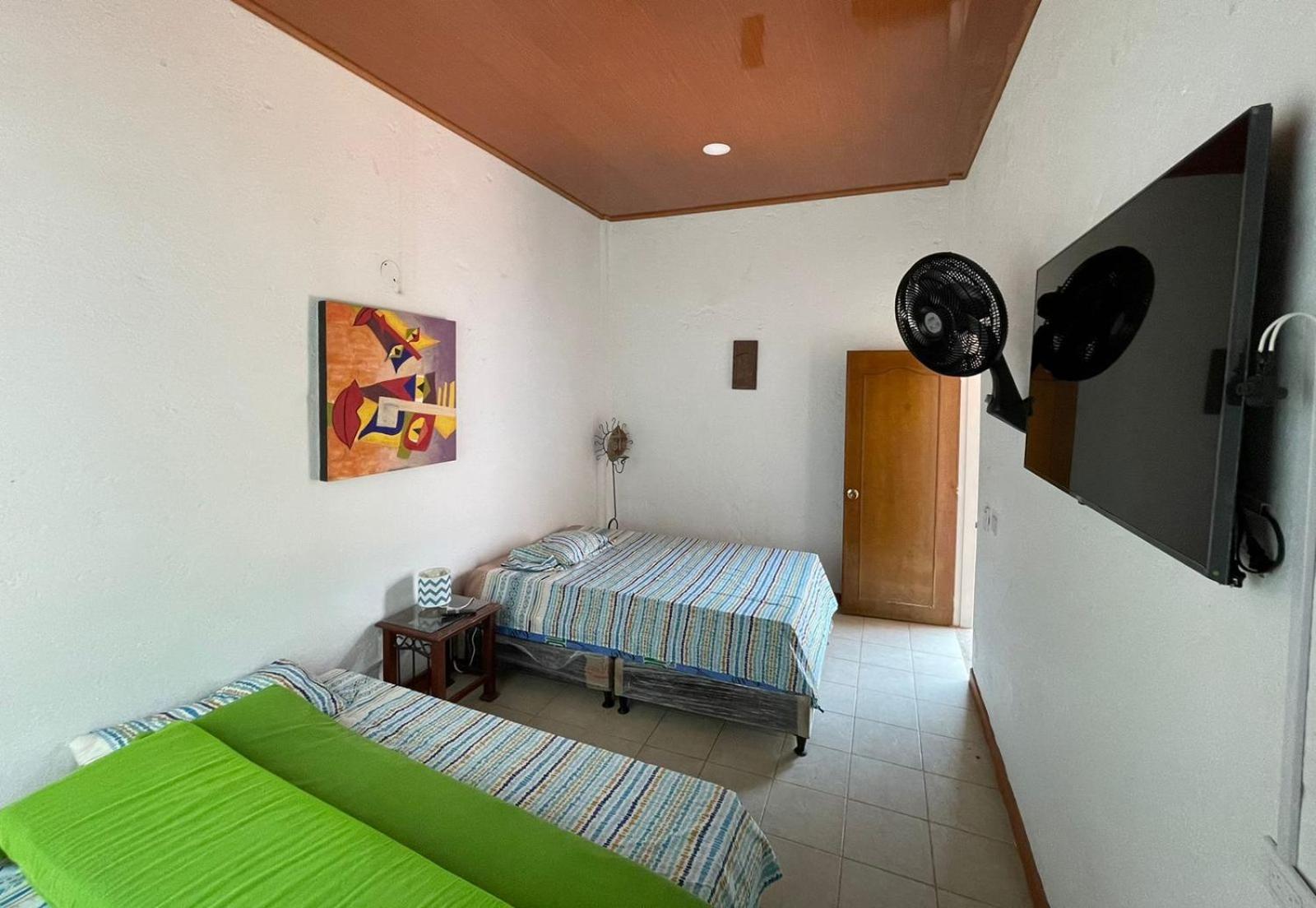 Casa en Melgar condominio la hacienda CON PISCINA