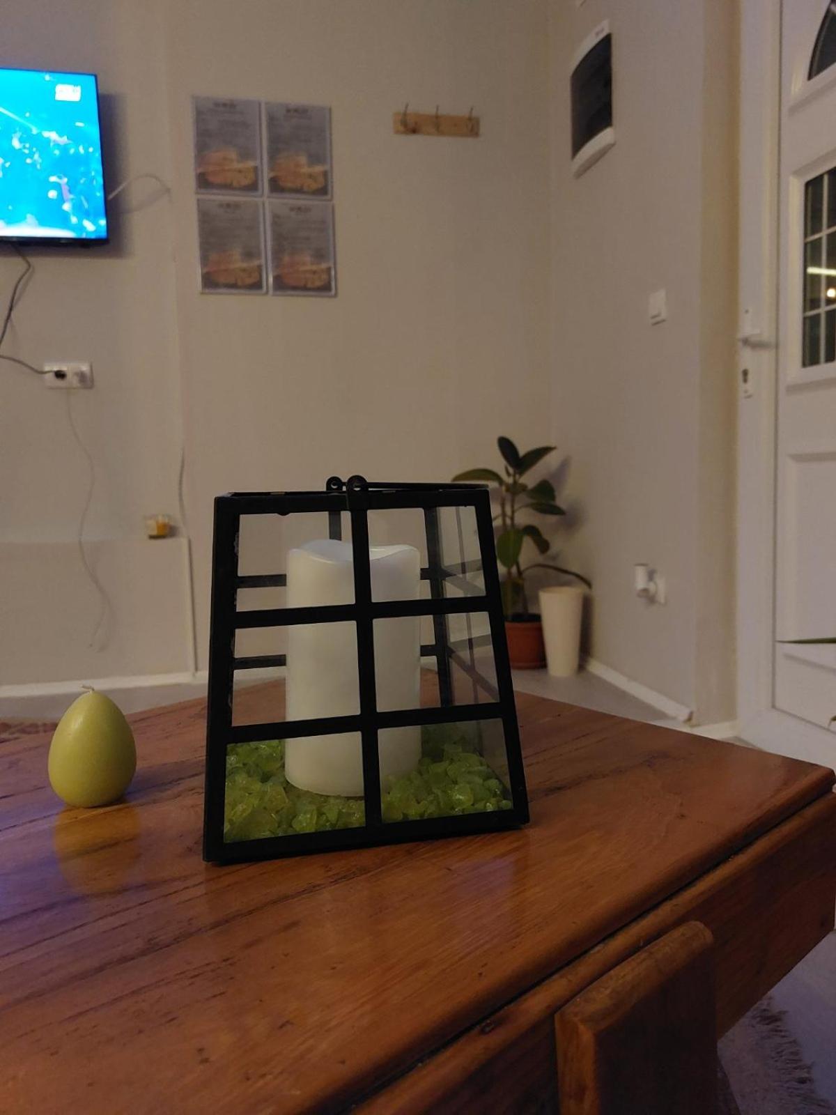 MouseHouse Apartment view 4