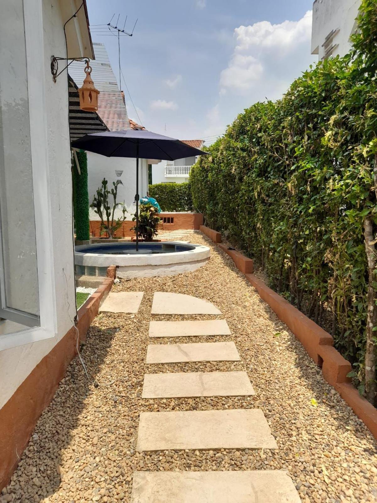 Casa en Melgar condominio la hacienda CON PISCINA