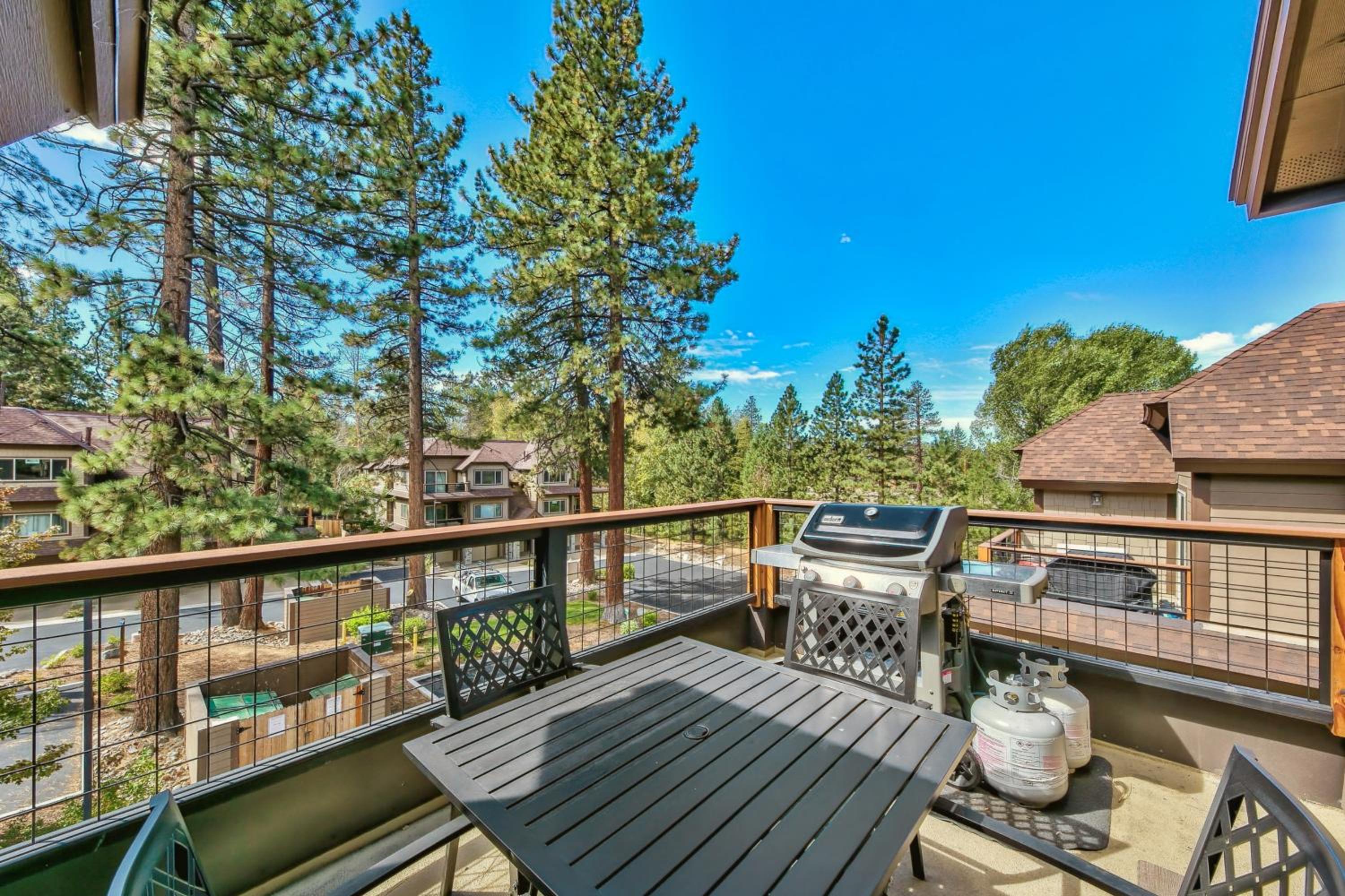 Lake Tahoe Vacations - Tahoe Woods 203 at Stateline - Heavenly Slopes Lake Pets - Property Image 25