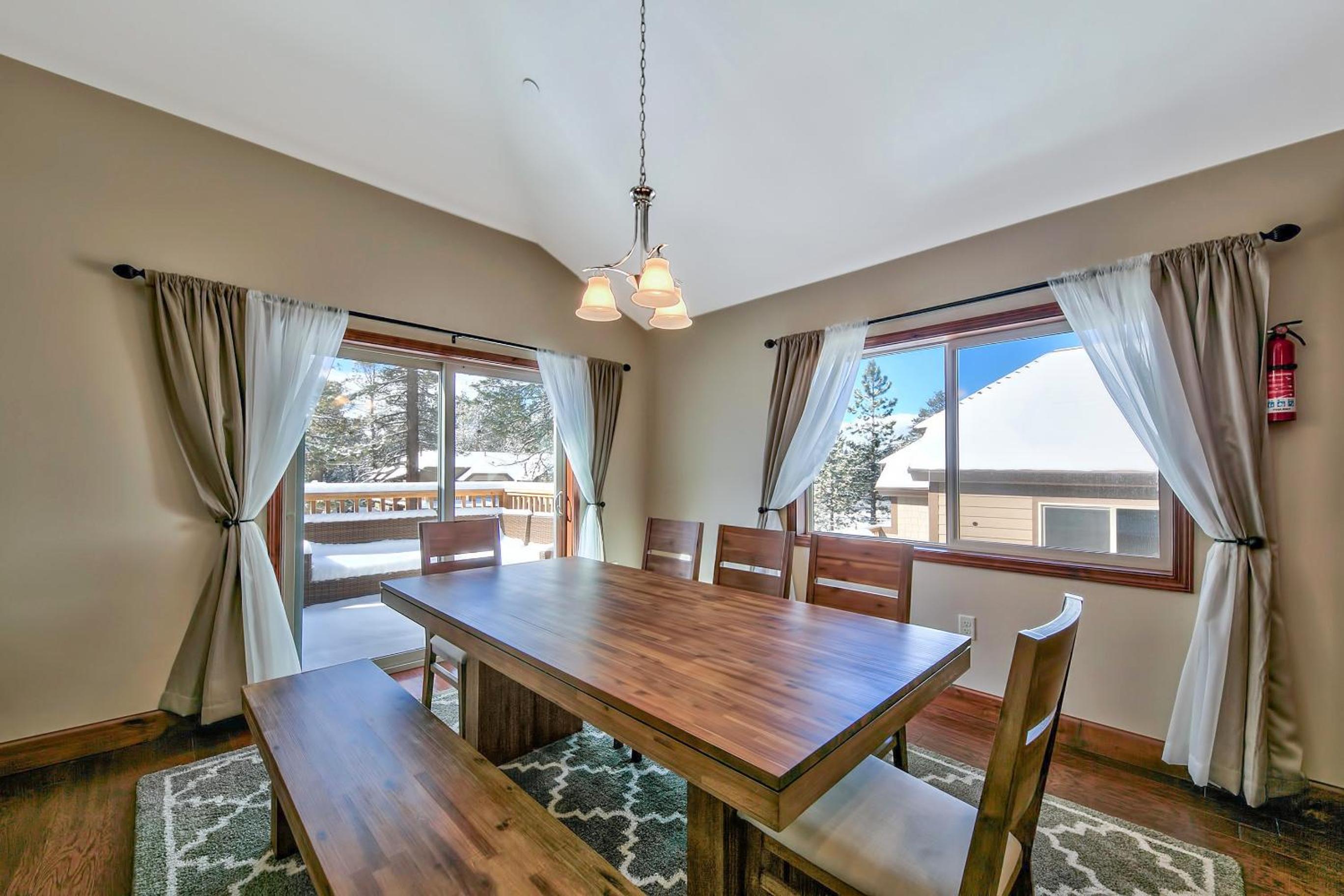 Lake Tahoe Vacations - Tahoe Woods 203 at Stateline - Heavenly Slopes Lake Pets - Property Image 27