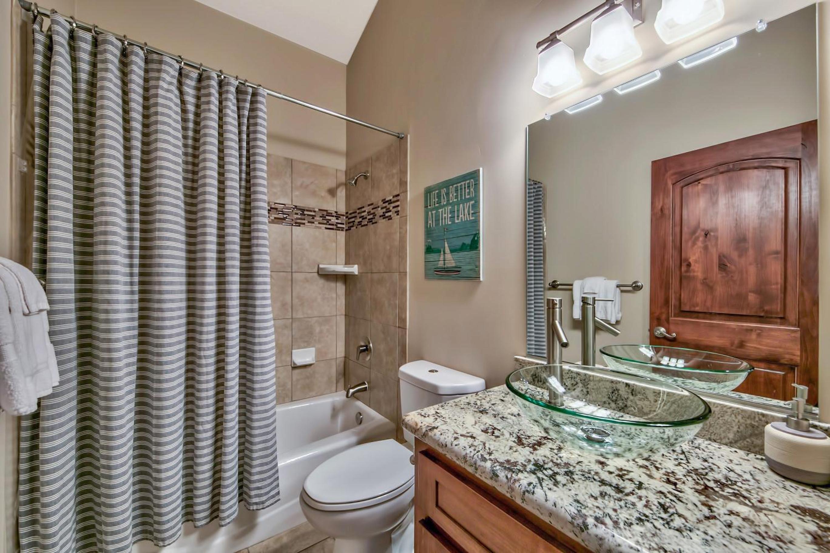 Lake Tahoe Vacations - Tahoe Woods 203 at Stateline - Heavenly Slopes Lake Pets - Property Image 33