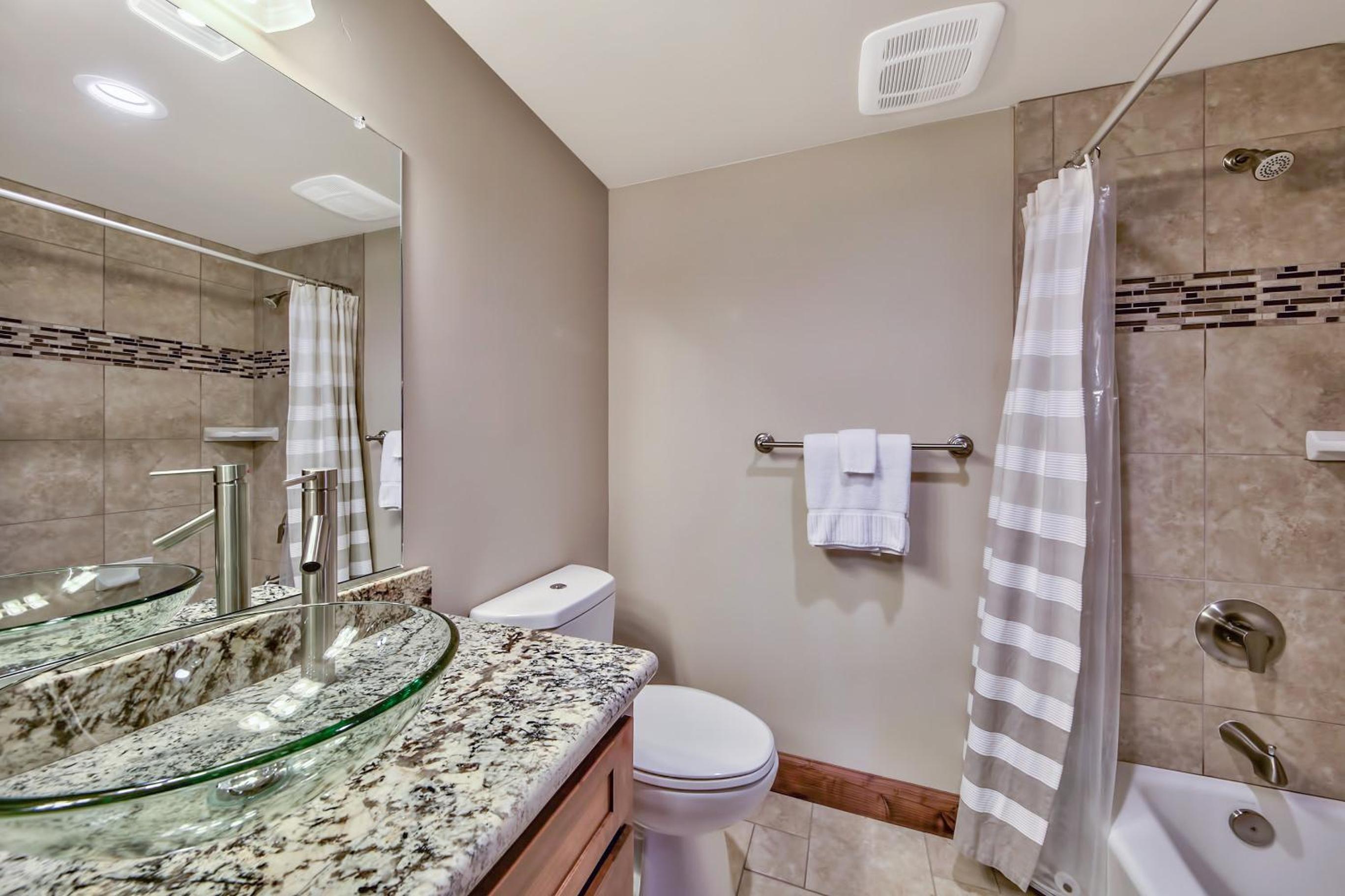 Lake Tahoe Vacations - Tahoe Woods 203 at Stateline - Heavenly Slopes Lake Pets - Property Image 36