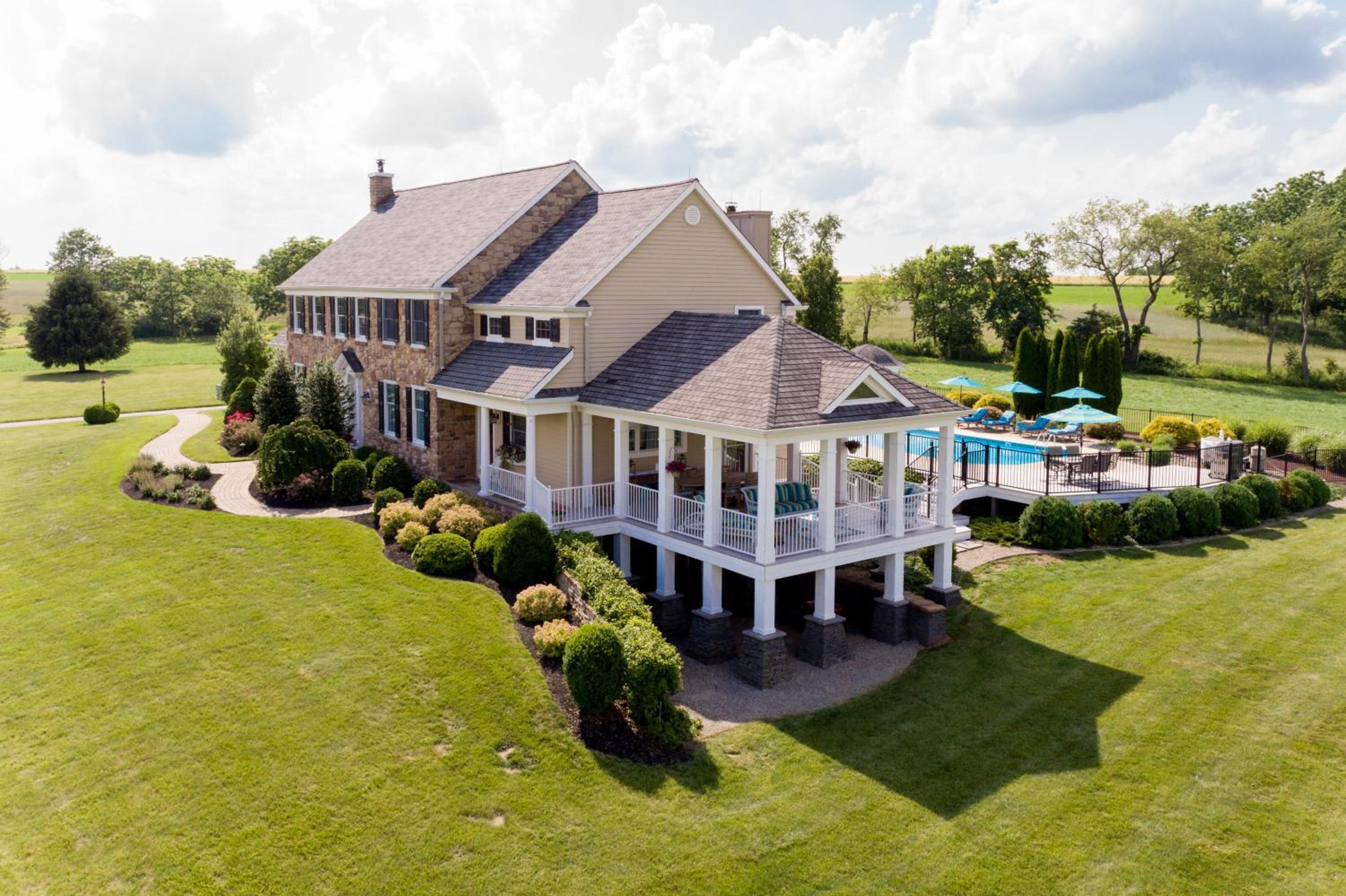 Chestnut Hills Farm