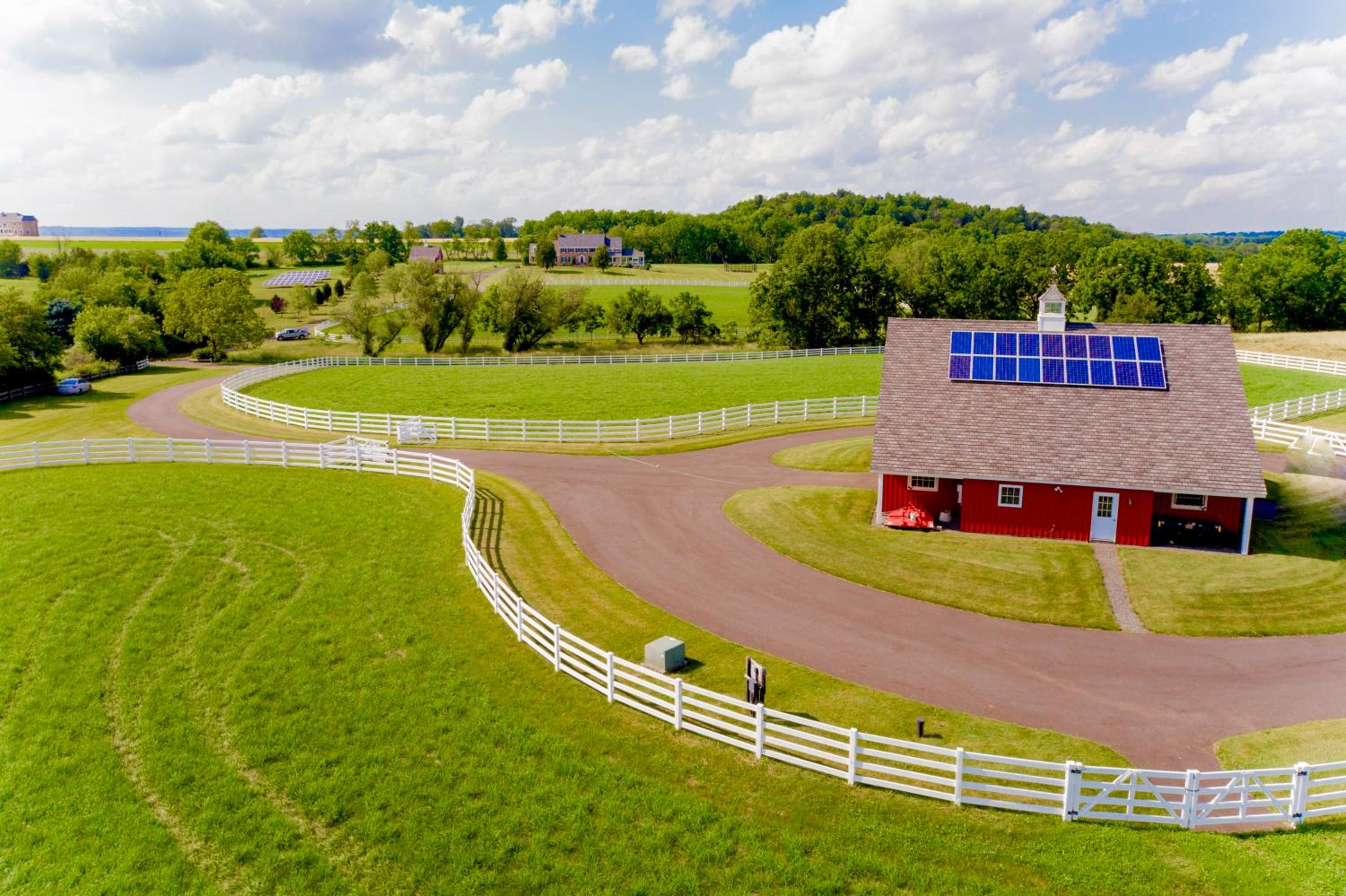 Chestnut Hills Farm