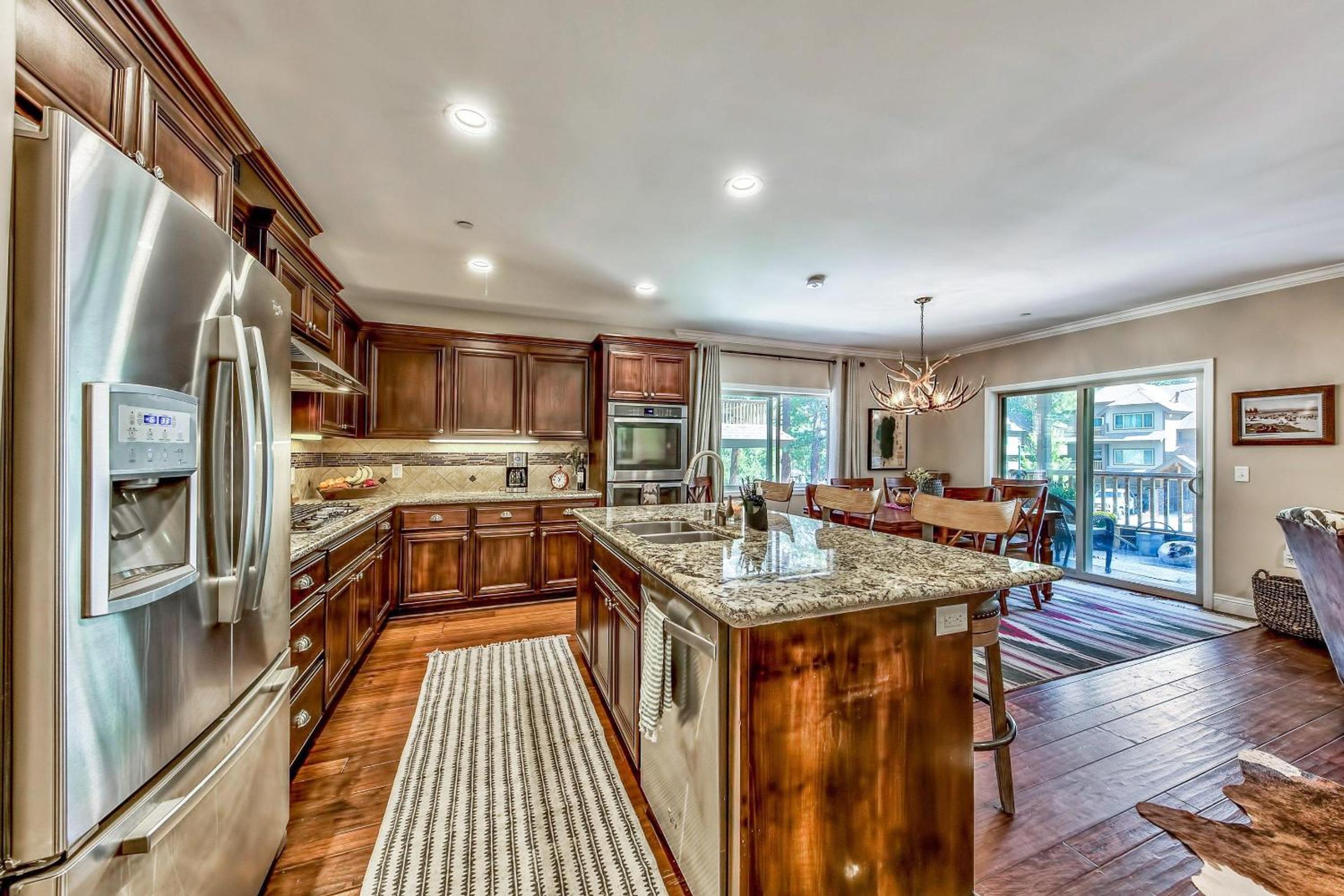 Lake Tahoe Vacations - Tahoe Woods 502 at Stateline - Pets Lake Heavenly Village - Property Image 18