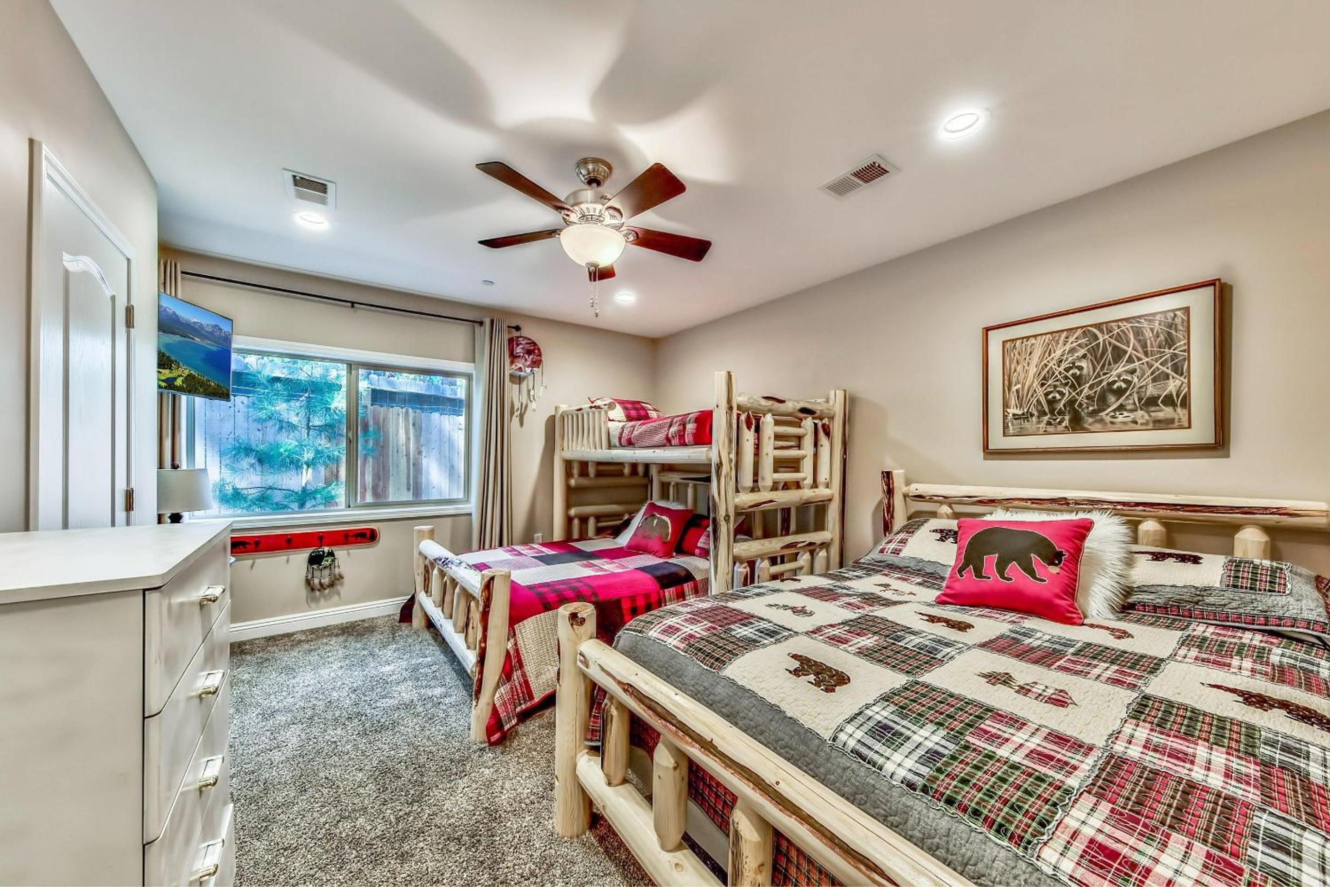 Lake Tahoe Vacations - Tahoe Woods 502 at Stateline - Pets Lake Heavenly Village - Property Image 27