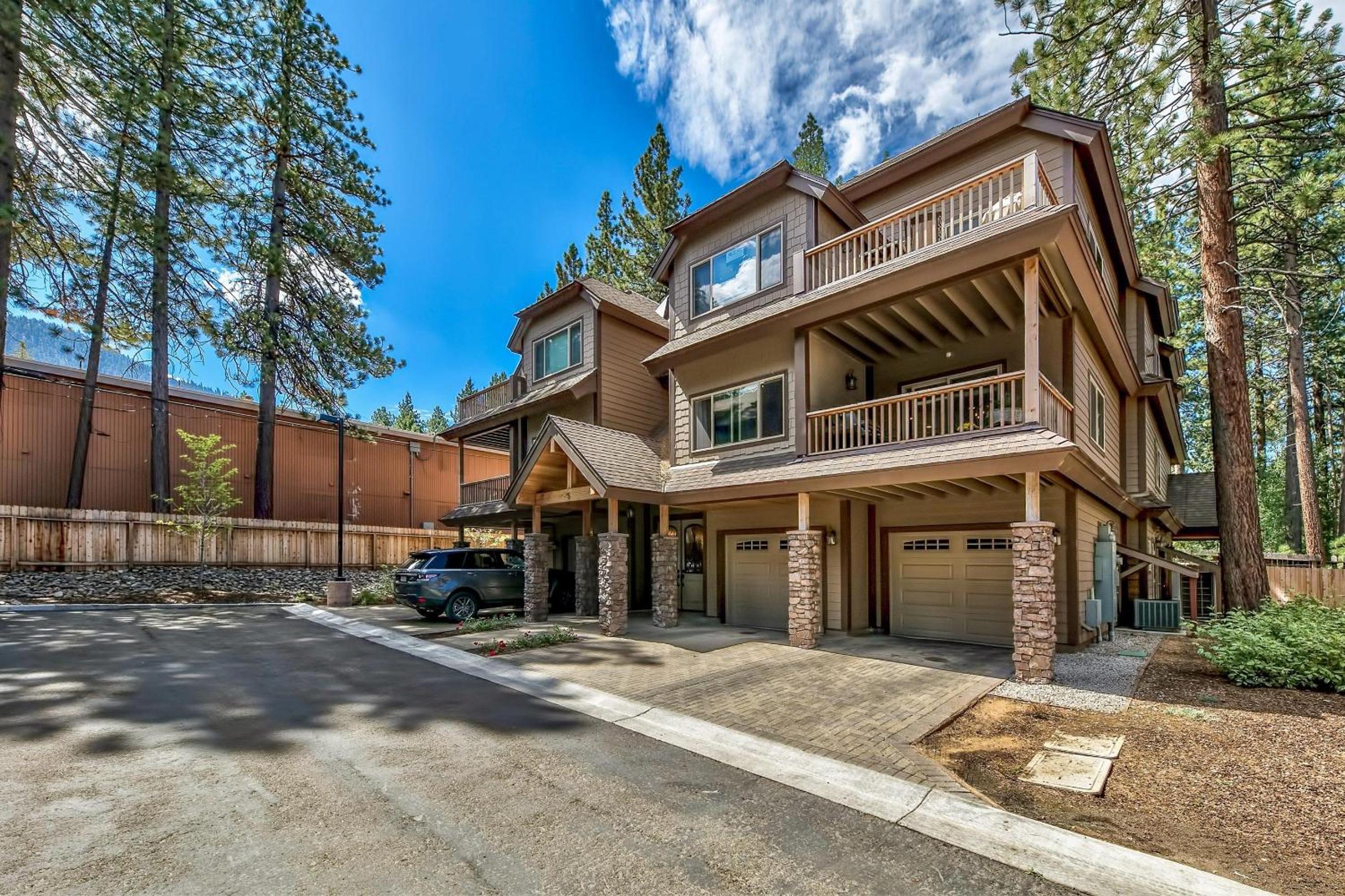 Lake Tahoe Vacations - Tahoe Woods 502 at Stateline - Pets Lake Heavenly Village - Property Image 15