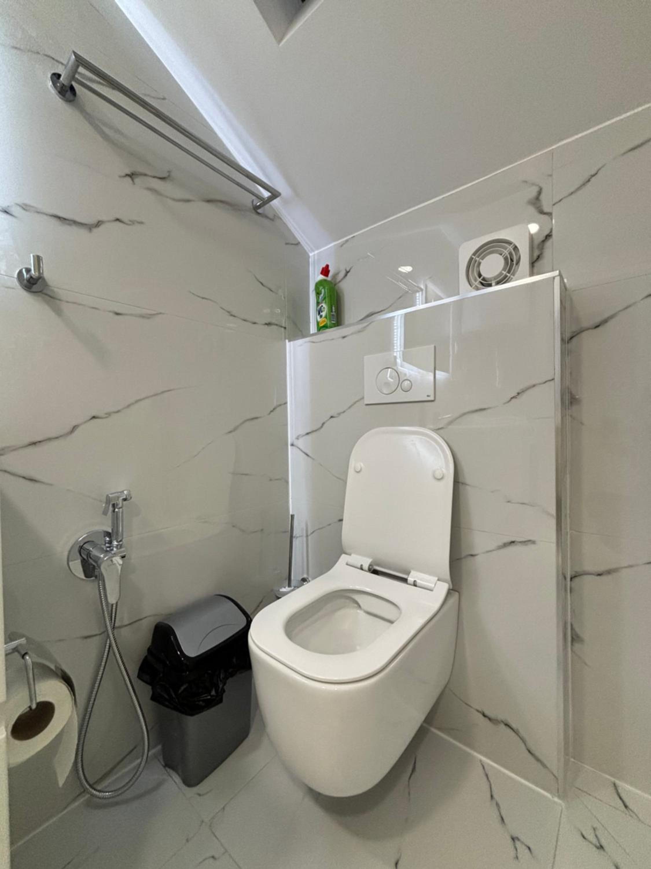2Bedroom Apartment,free parking 06