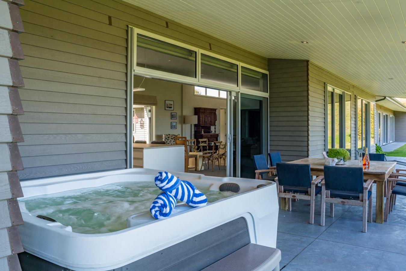 Hepina Heights Retreat Taupo Kinloch