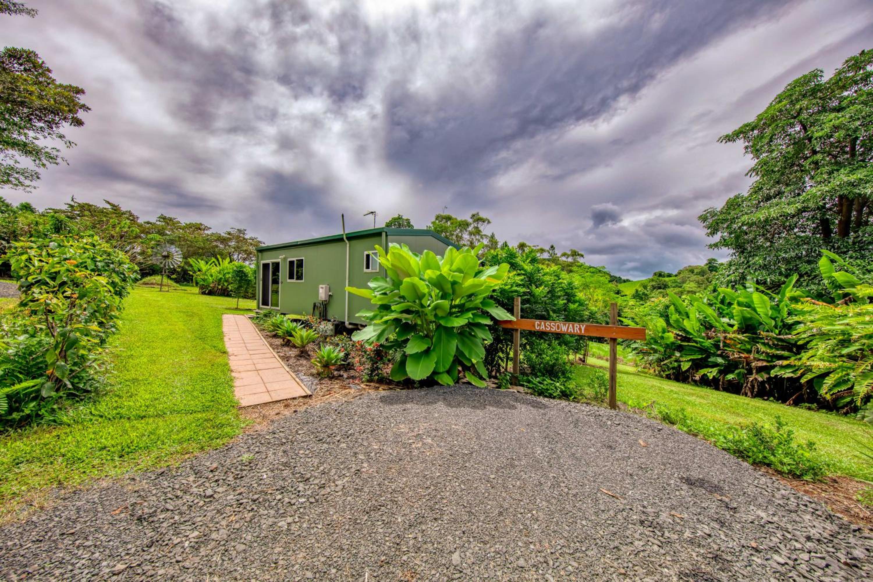 Mena Creek Flower House