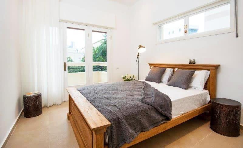 Two Luxury 2BR Apts close to Dizengoff Square view 4