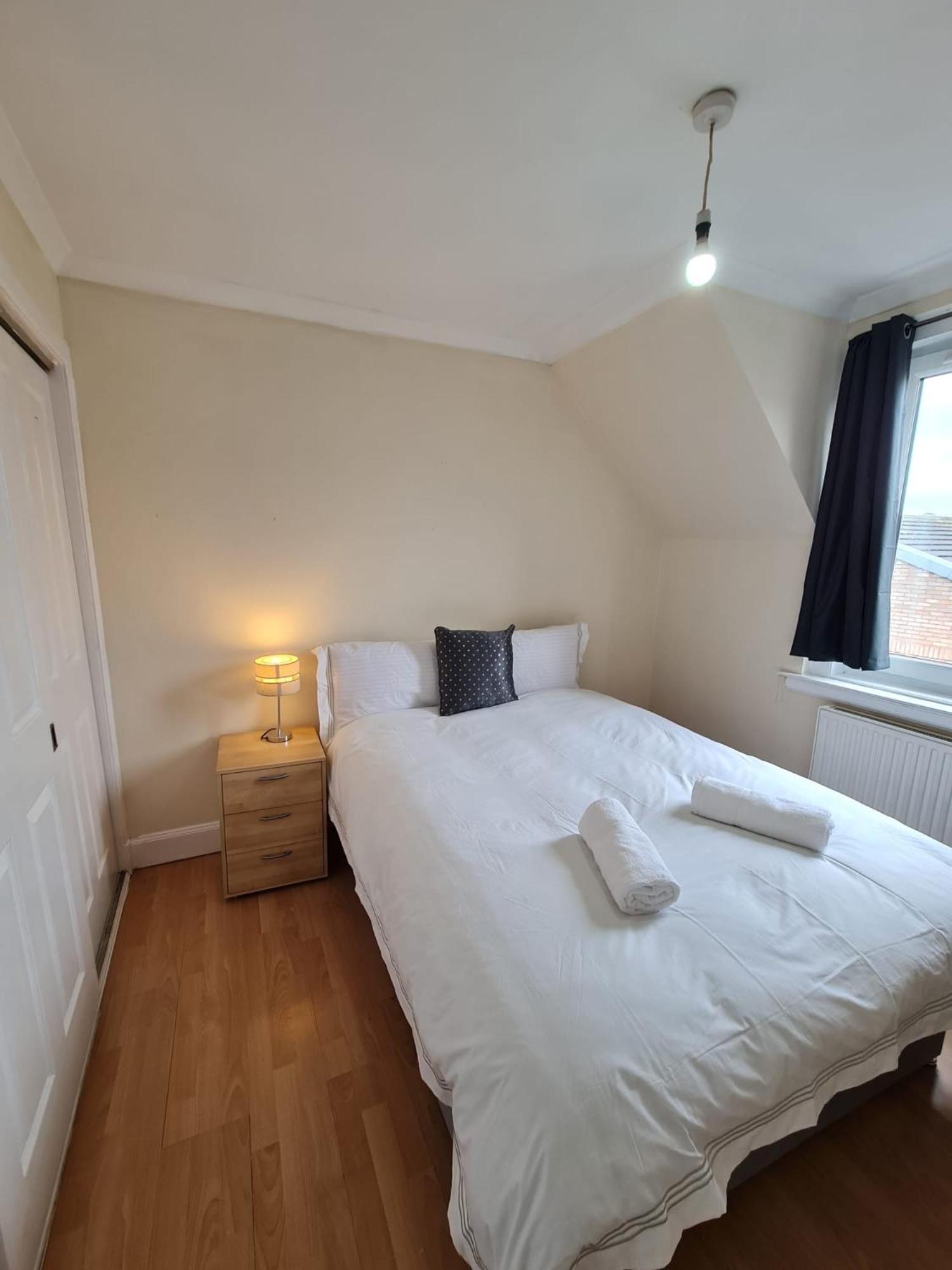 Arthur St Rooms