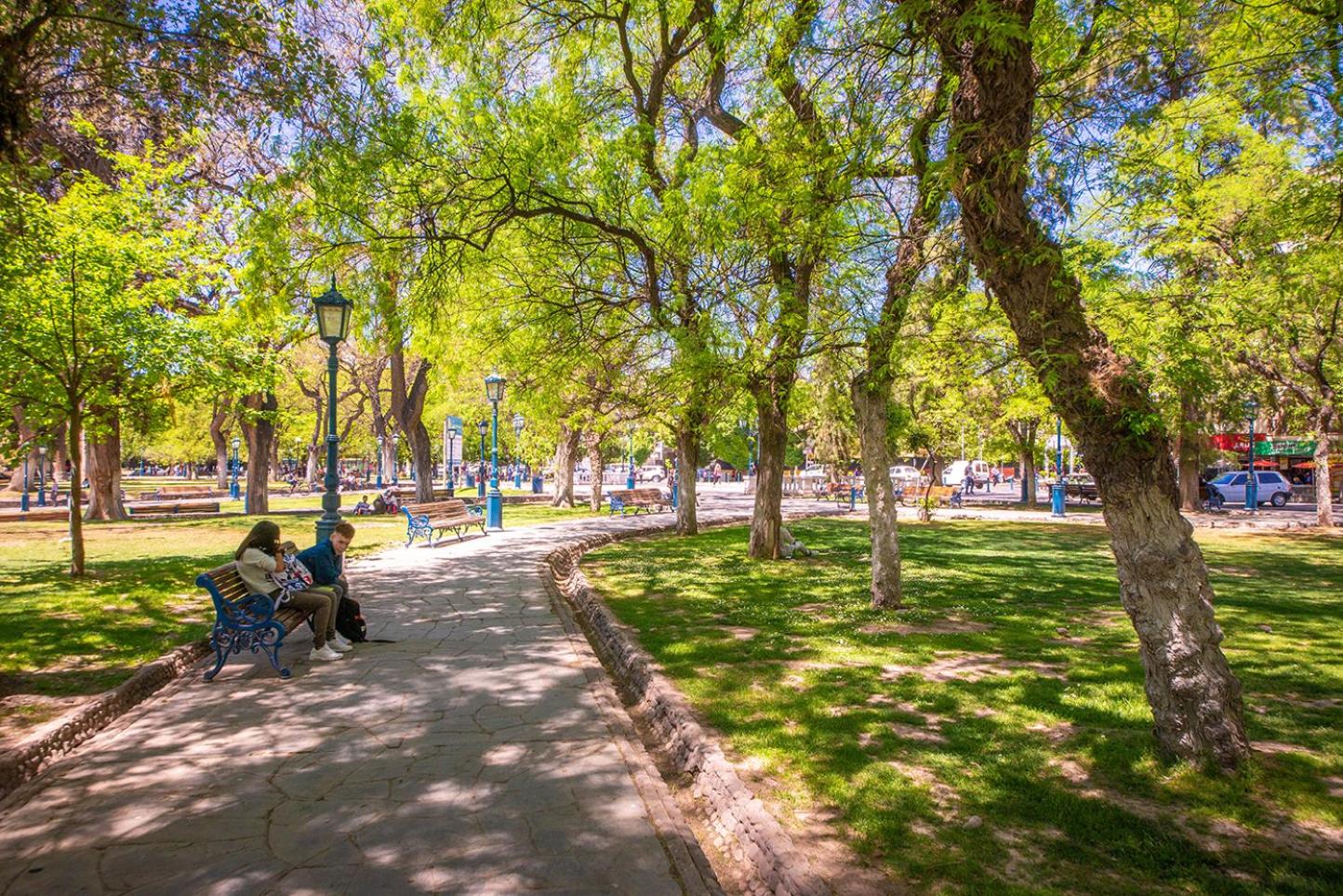 Urban Oasis Mendoza