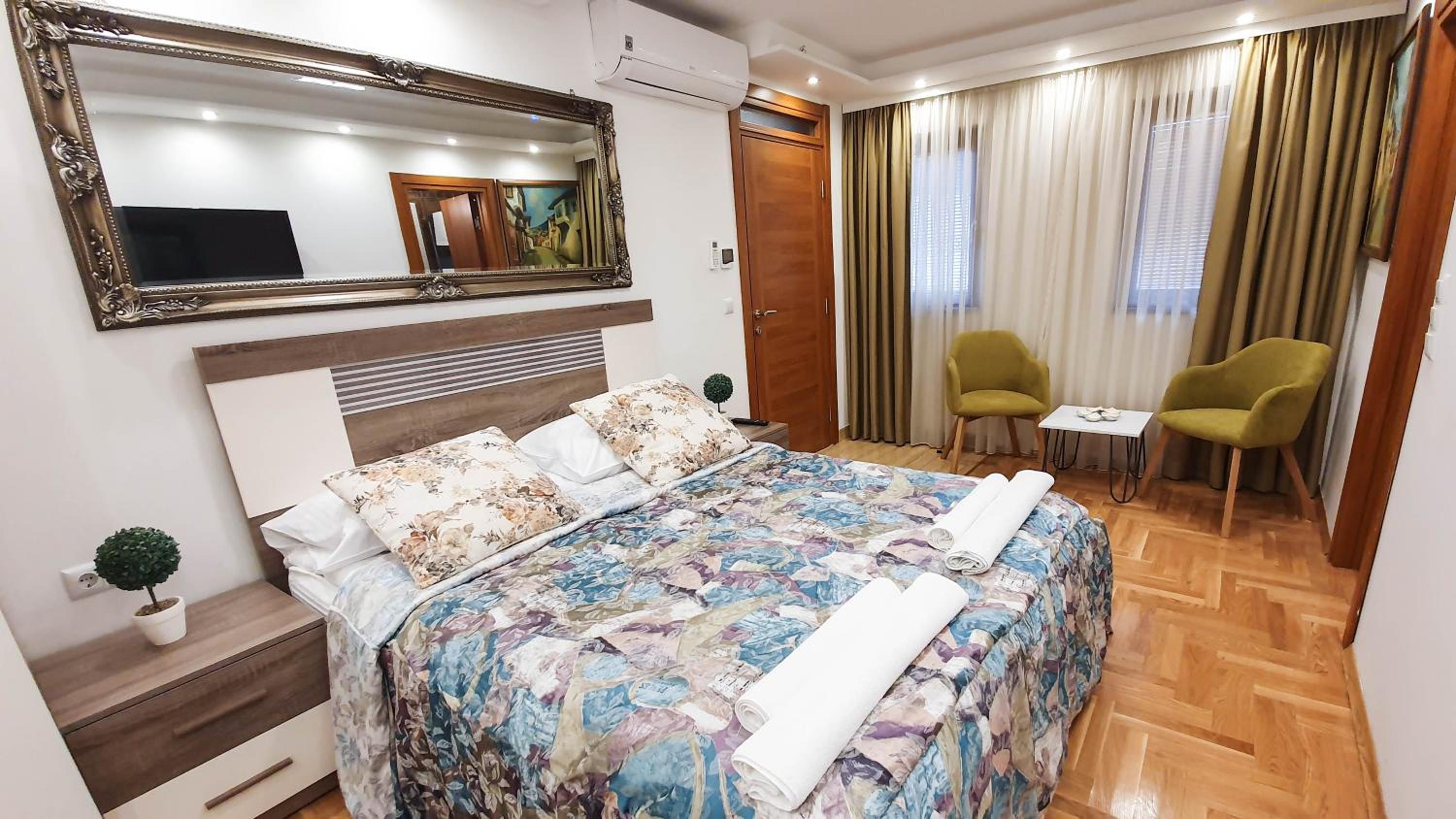 Zambak Apartments