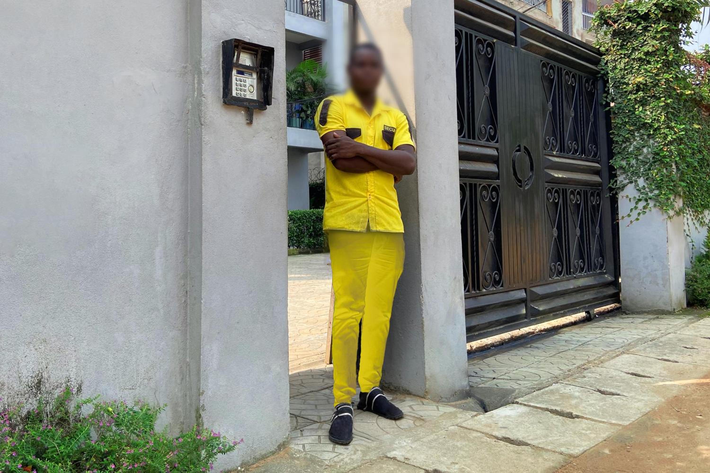 Stylish African-Chic Apartment - WiFi, Gardien, Parking, Climaté