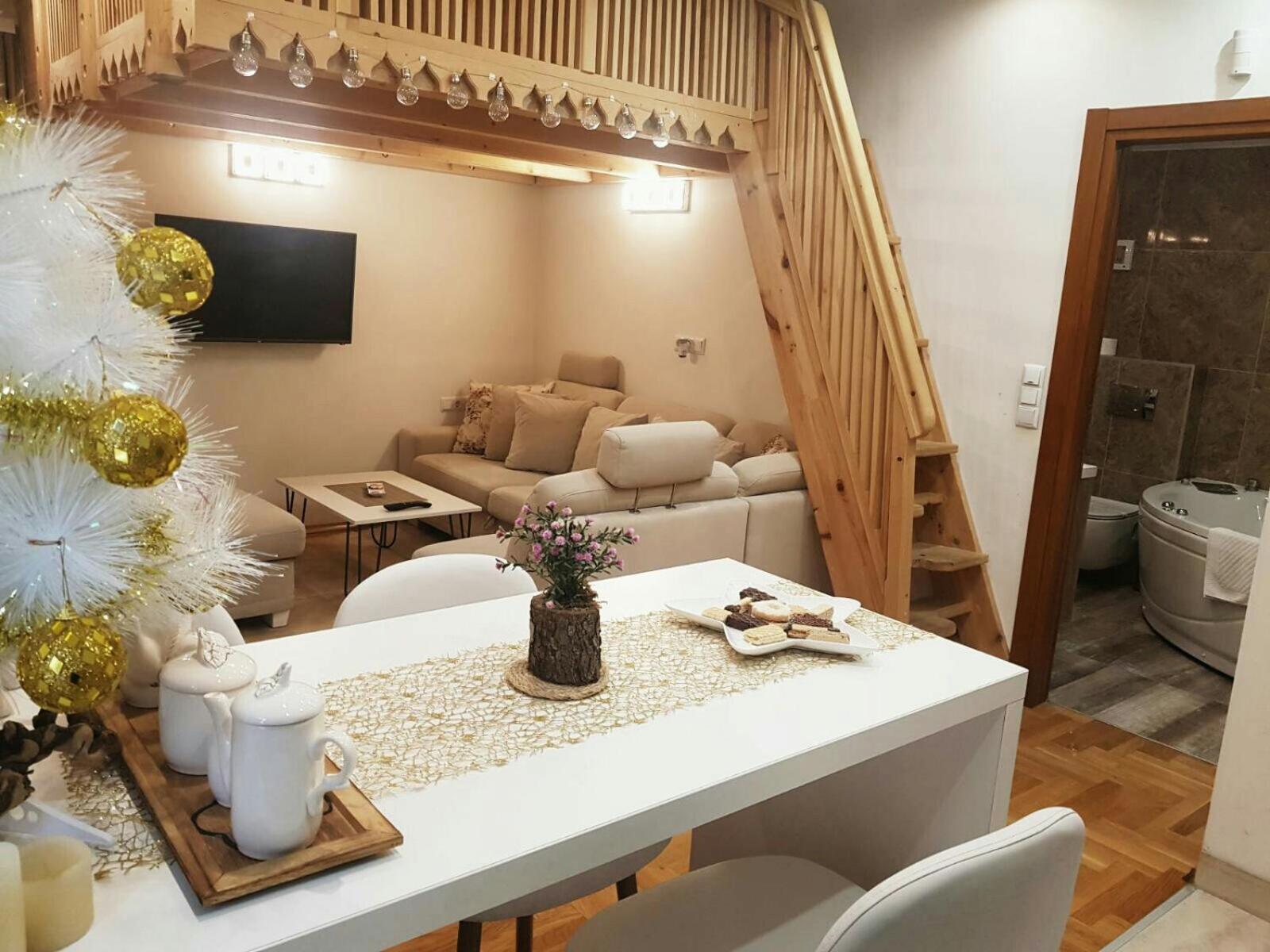 Zambak Apartments